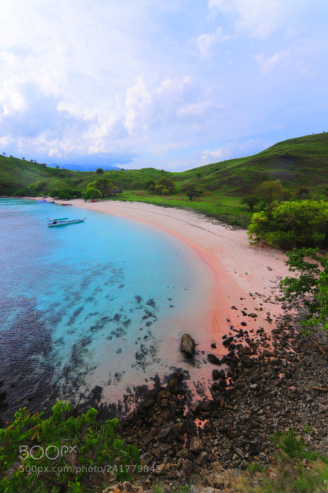 Canon EOS 6D Mark II sample photo. Holiday in harmony  photography