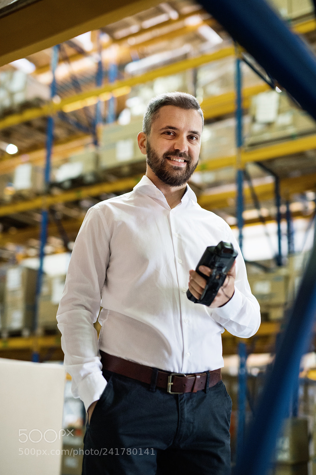 Nikon D5 sample photo. Warehouse worker or supervisor photography