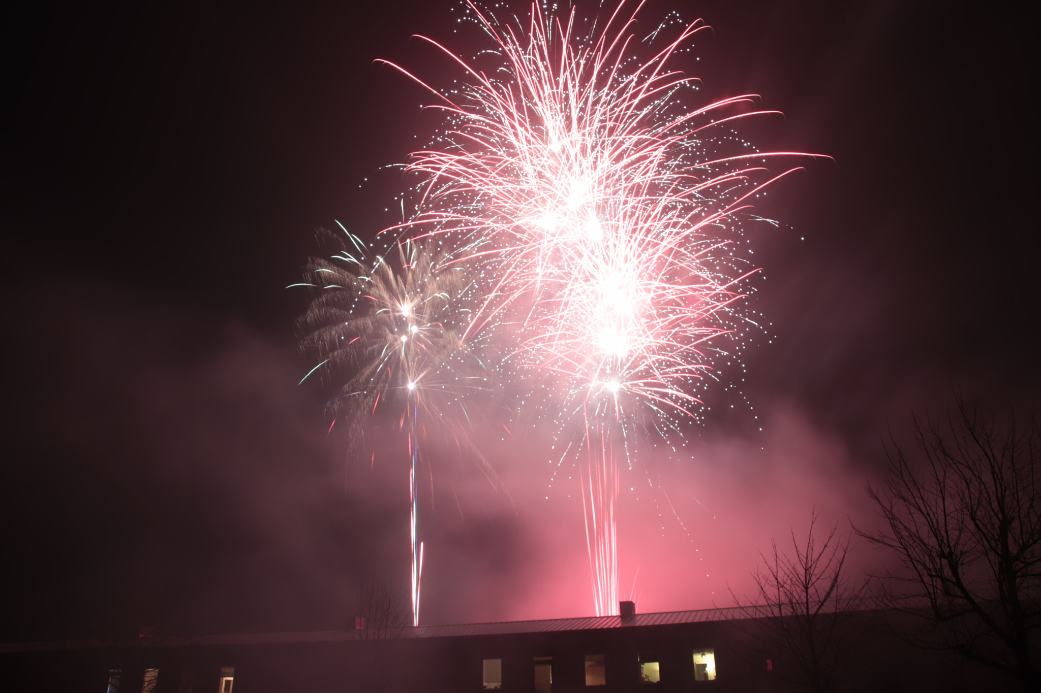 Canon EOS 77D (EOS 9000D / EOS 770D) + Sigma 17-70mm F2.8-4 DC Macro OS HSM sample photo. New years eve 2017/2018 photography