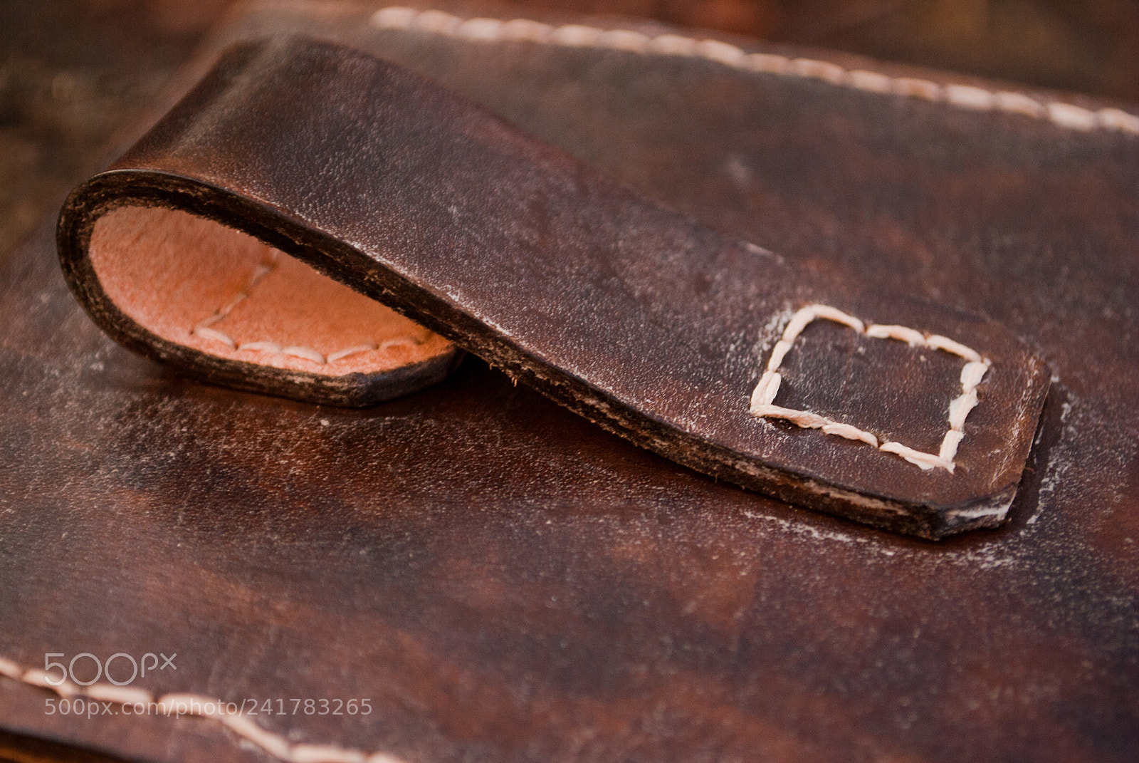 Nikon D3000 sample photo. My first belt loop photography