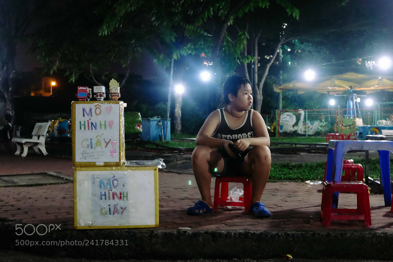 Fujifilm X70 sample photo. Selling toys photography