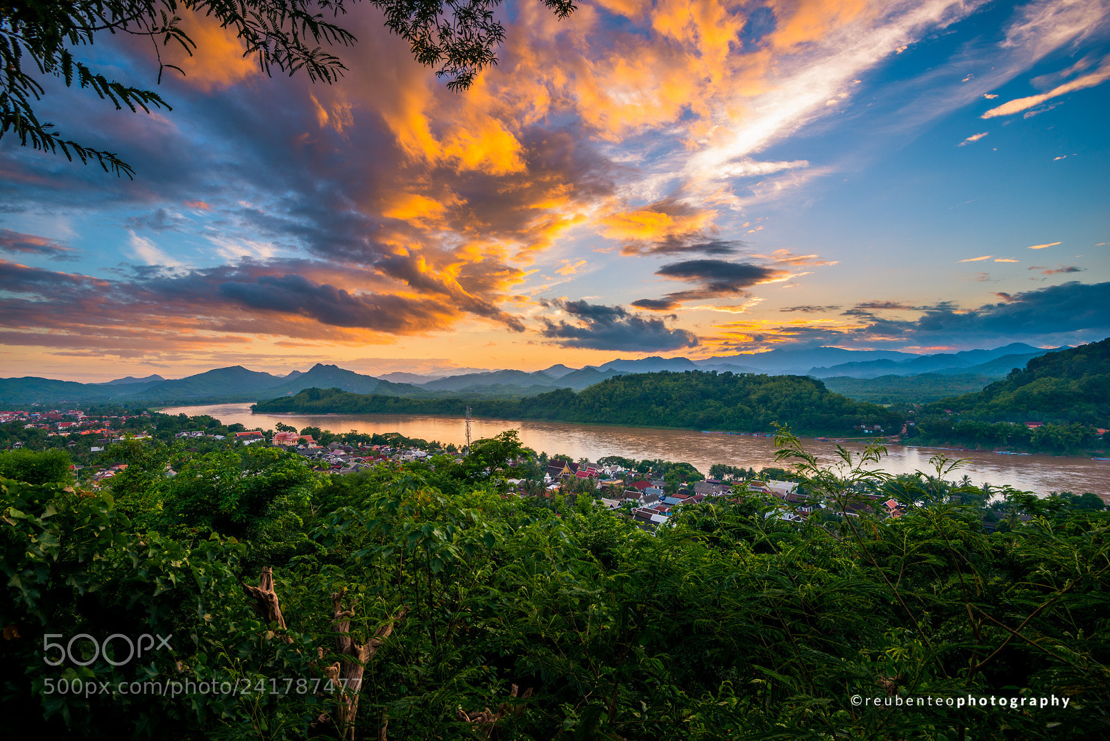 Nikon D800 sample photo. Romantic sunset of luang photography