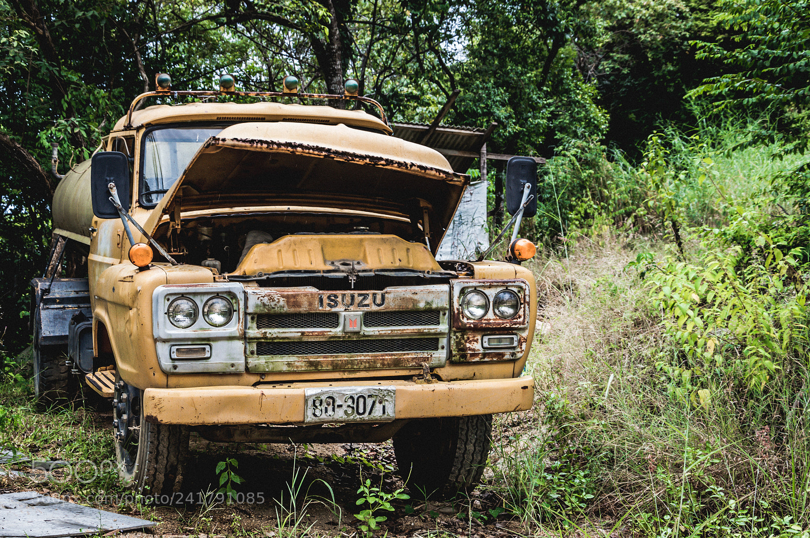 Nikon D3200 sample photo. Just hdr photography