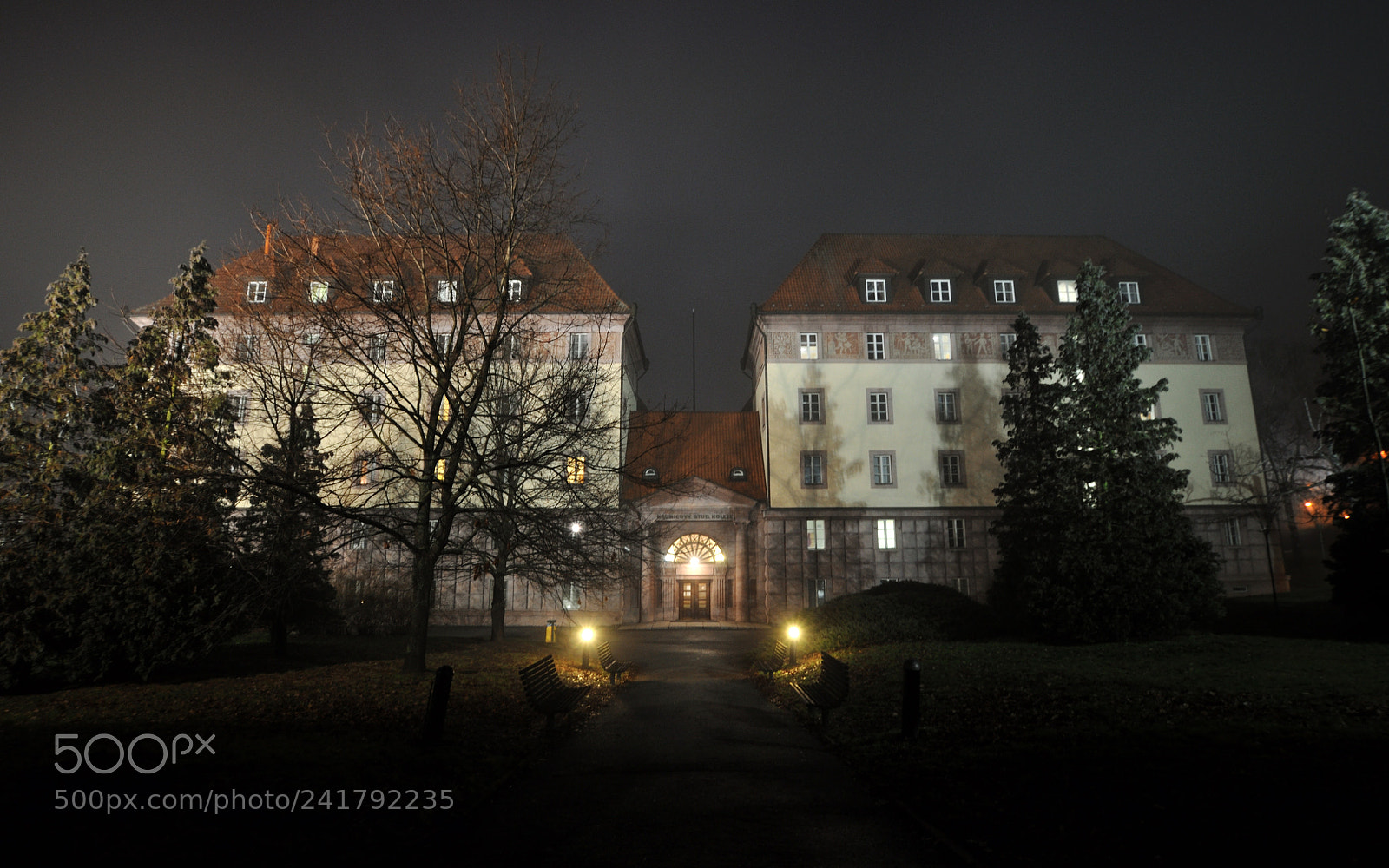 Nikon D5000 sample photo. Foggy evening photography