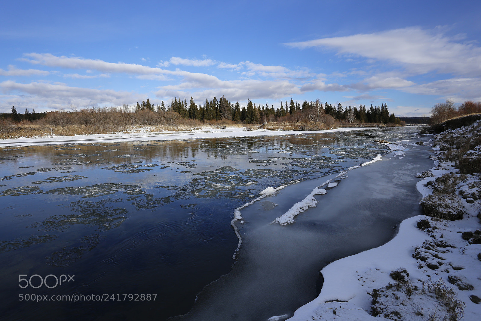 Canon EOS 6D + Canon EF 17-40mm F4L USM sample photo. First days of winter photography