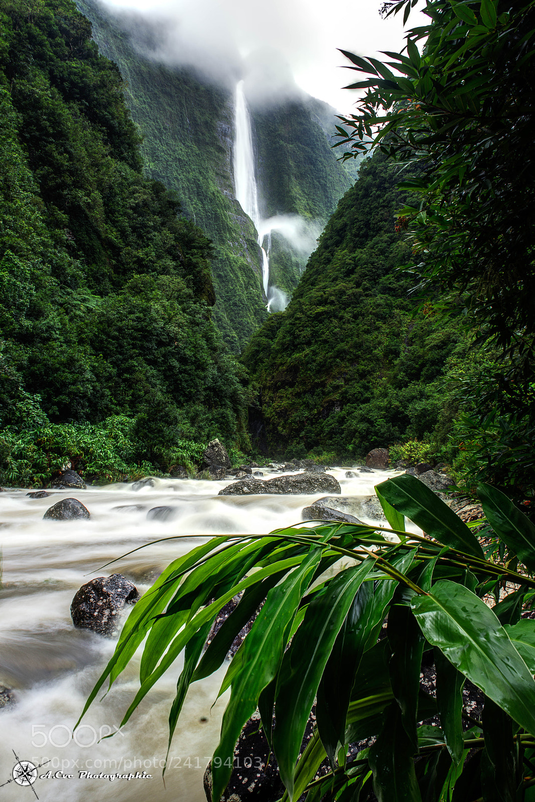 Nikon D7200 sample photo. Flooding waterfall photography