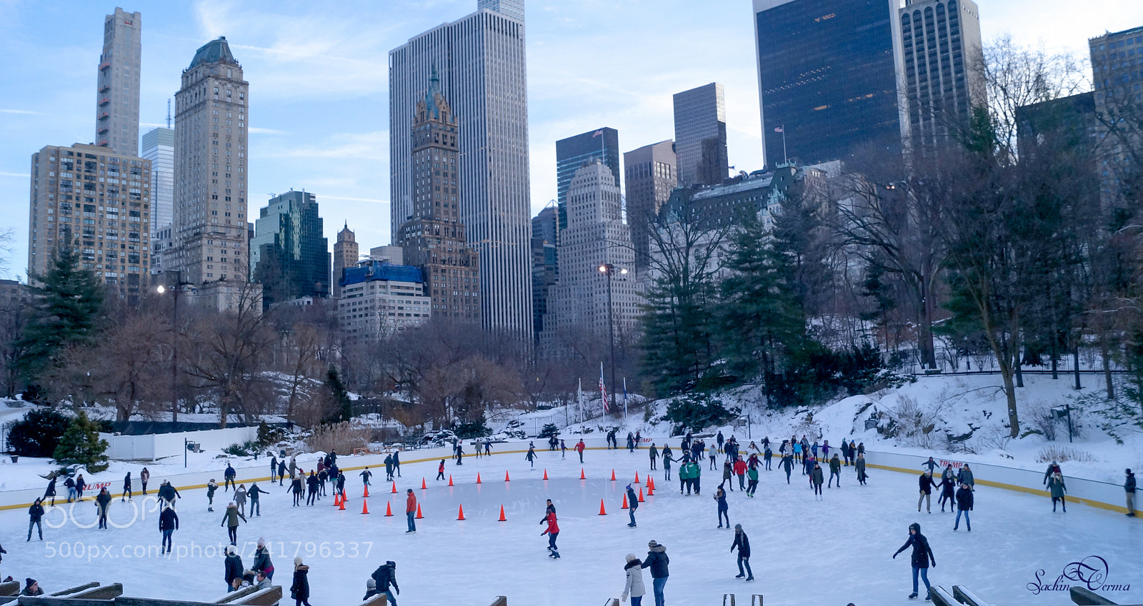 Sony SLT-A57 sample photo. Skating ring, central park photography