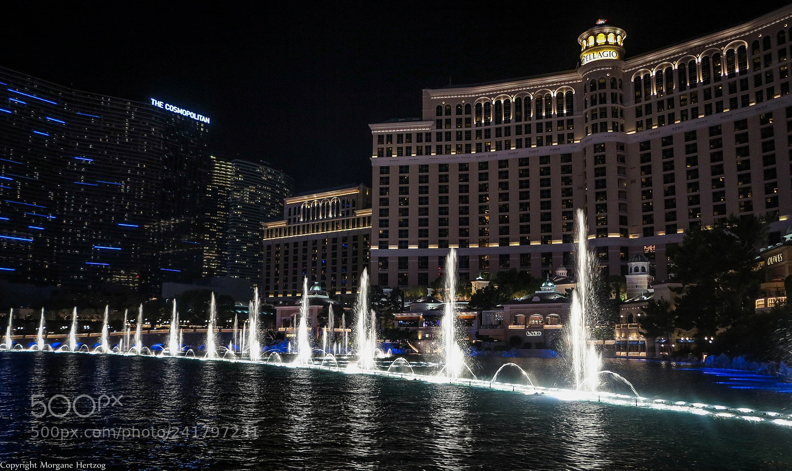 Canon PowerShot G1 X sample photo. Bellagio's fountains by night photography