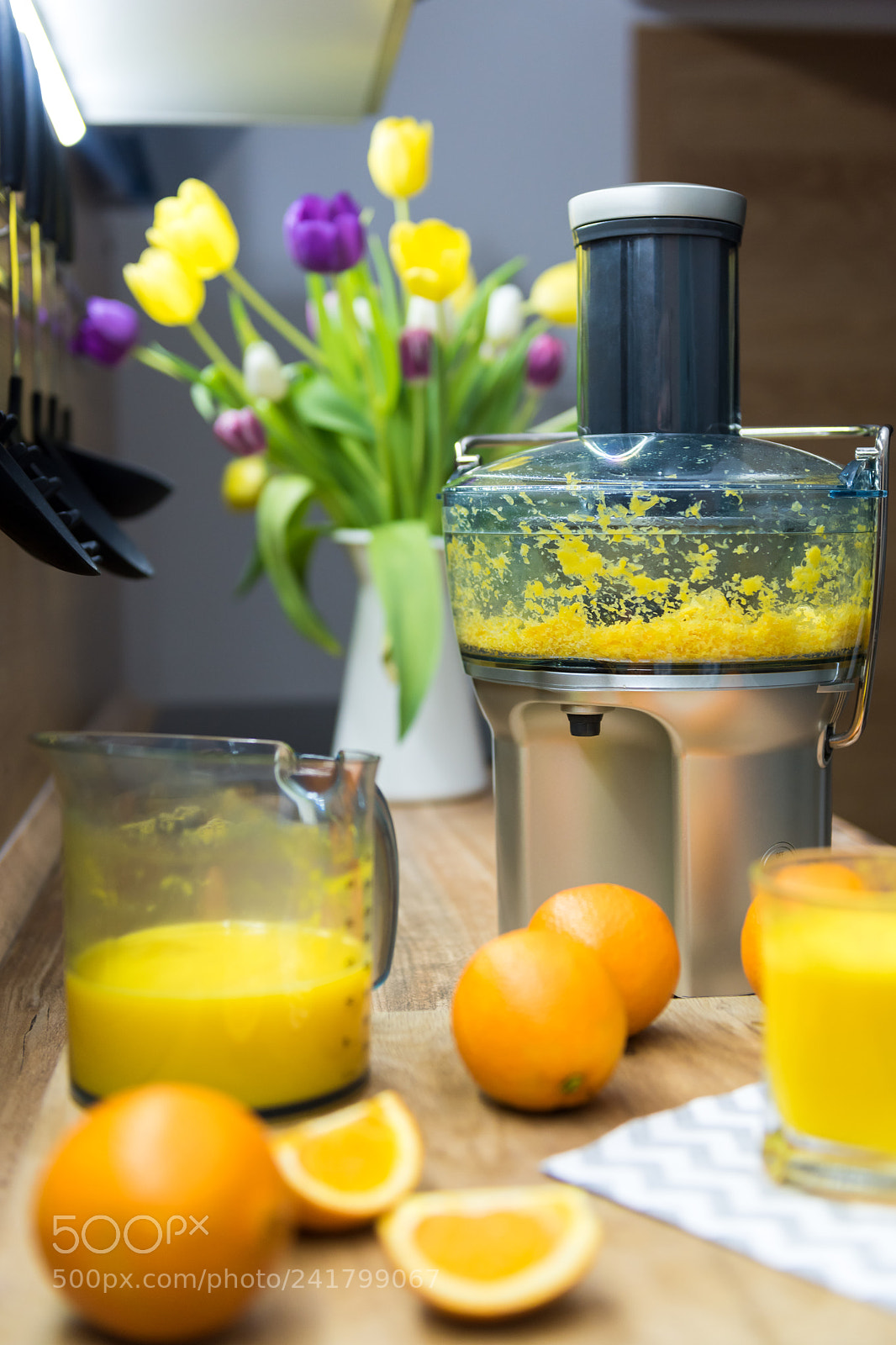 Nikon D810 sample photo. Modern electric juicer, oranges photography