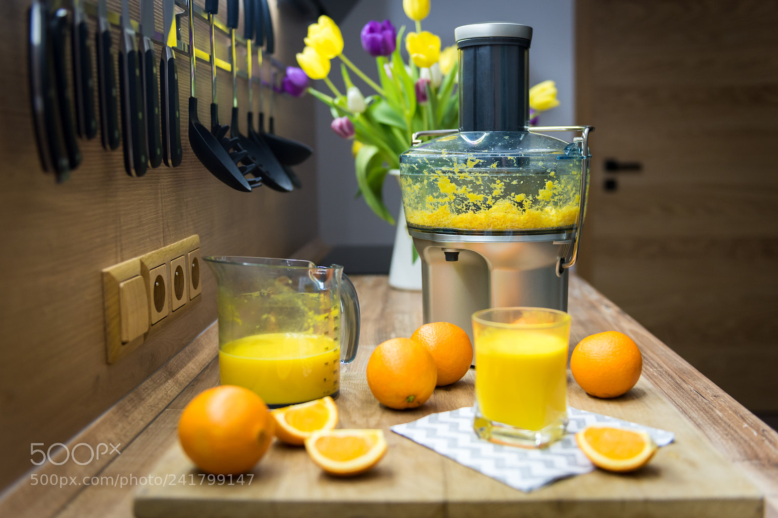Nikon D810 sample photo. Modern electric juicer, oranges photography