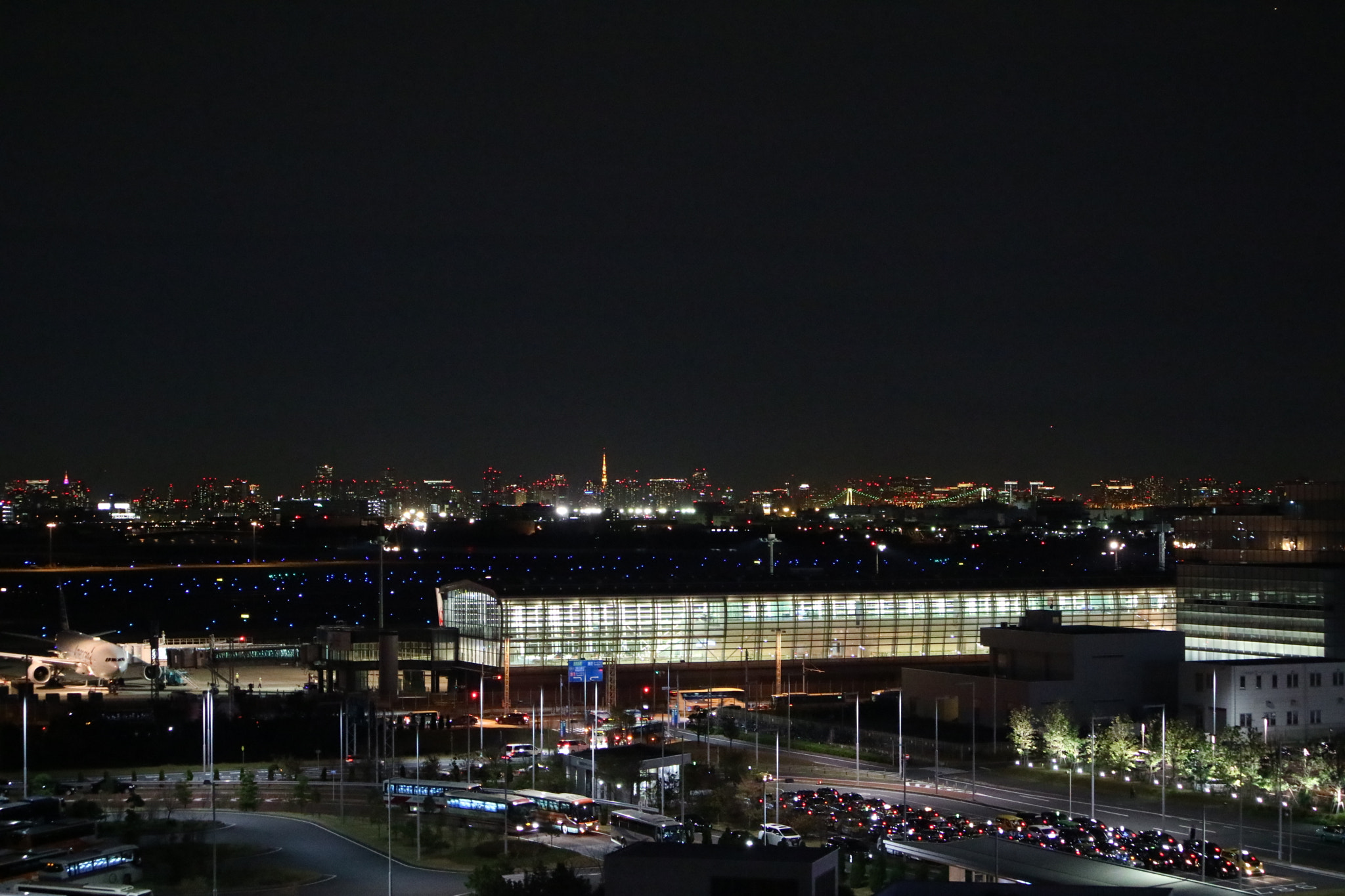 Canon EOS M3 sample photo. Haneda airport photography