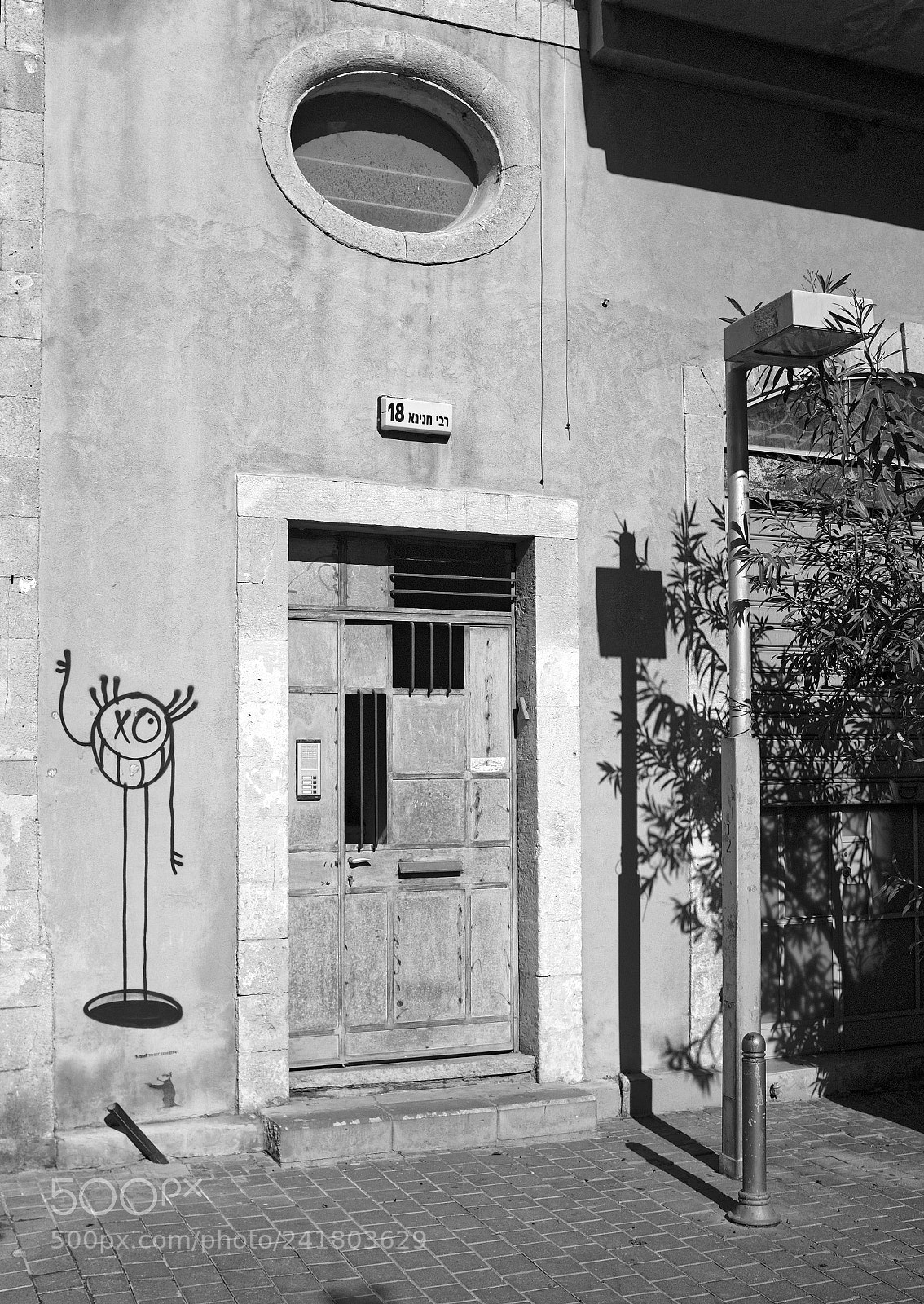 Fujifilm X100F sample photo. Entrance photography