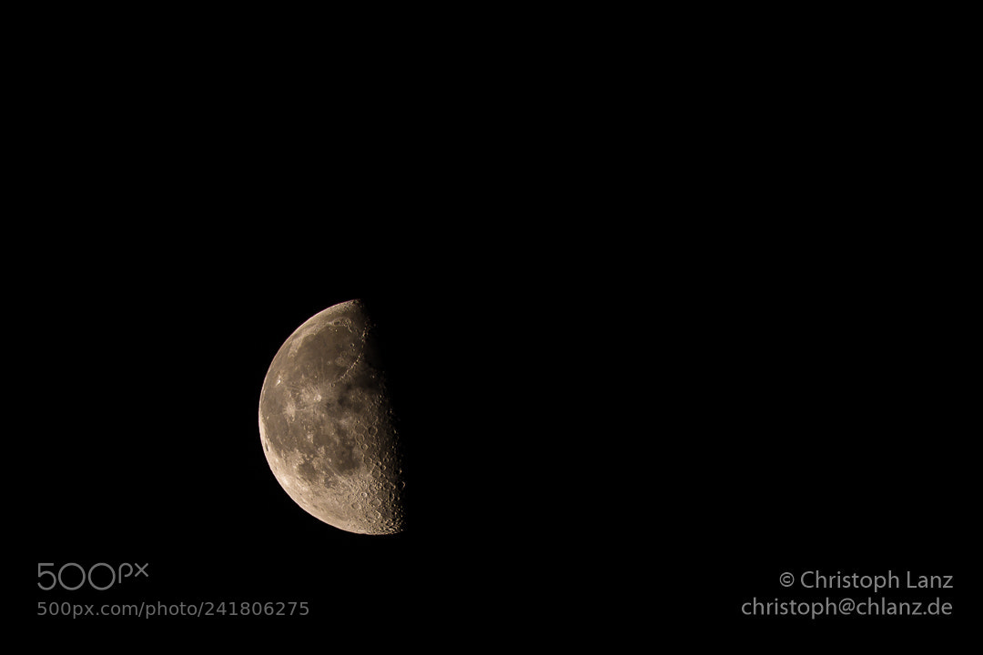 Nikon D7200 sample photo. 57.2% of the moon photography