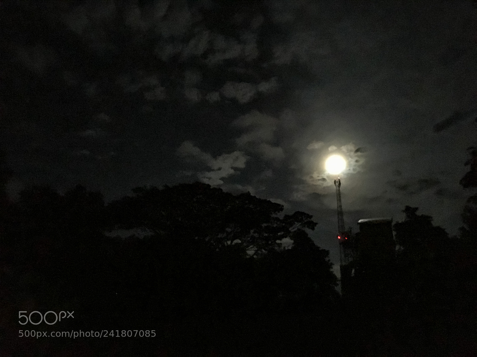 Apple iPhone SE sample photo. The moon, tower and photography