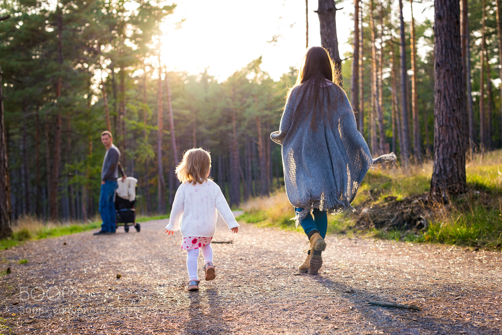 Nikon D810 sample photo. Happy young family taking photography
