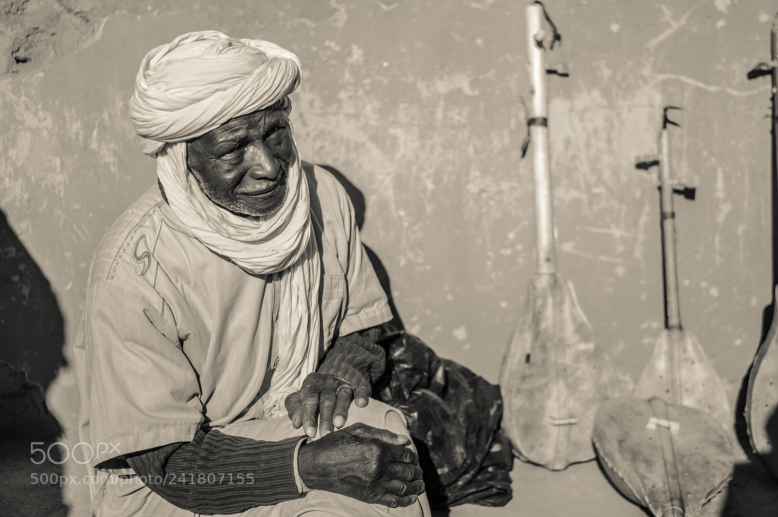 Sony Alpha NEX-5 sample photo. Streets of algeria photography