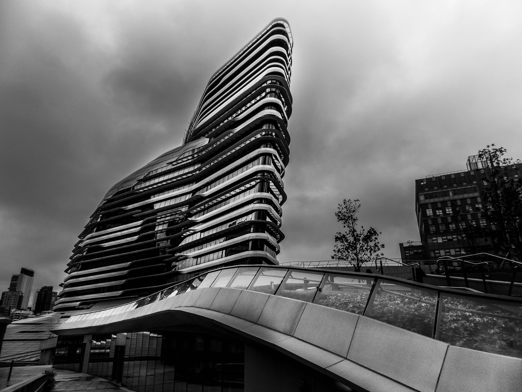 Samsung WB350F/WB351F/WB352F sample photo. Innovation tower photography