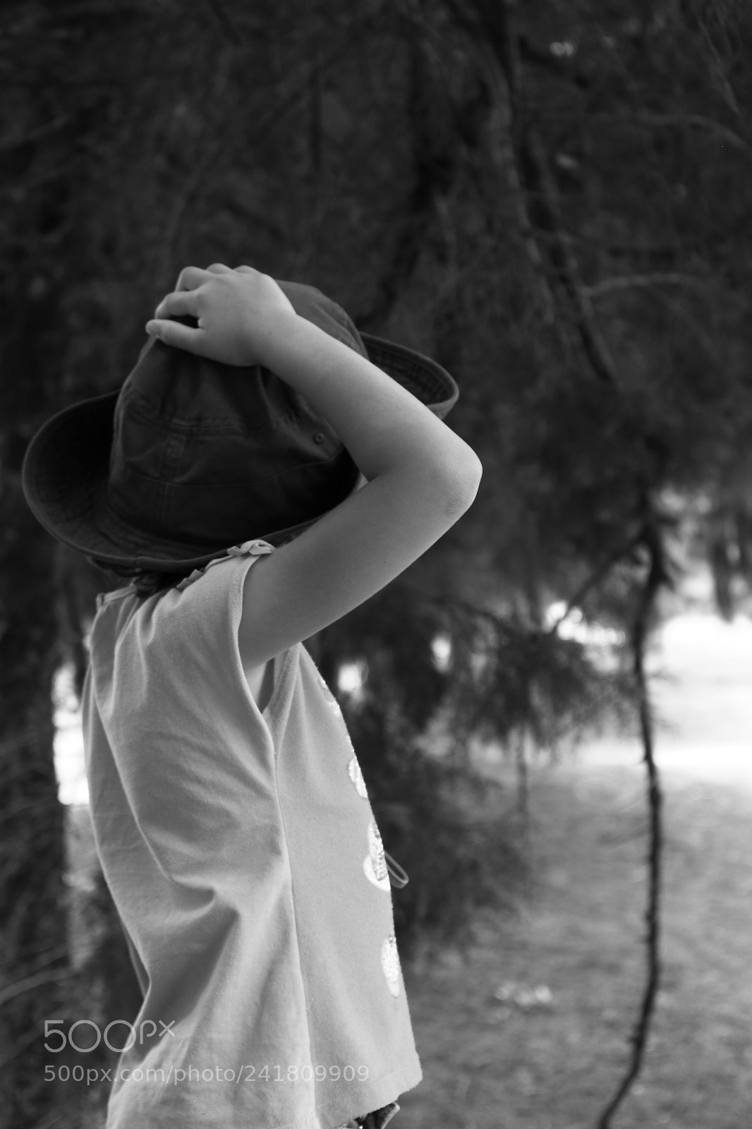 Canon EOS 700D (EOS Rebel T5i / EOS Kiss X7i) sample photo. Girlhood photography