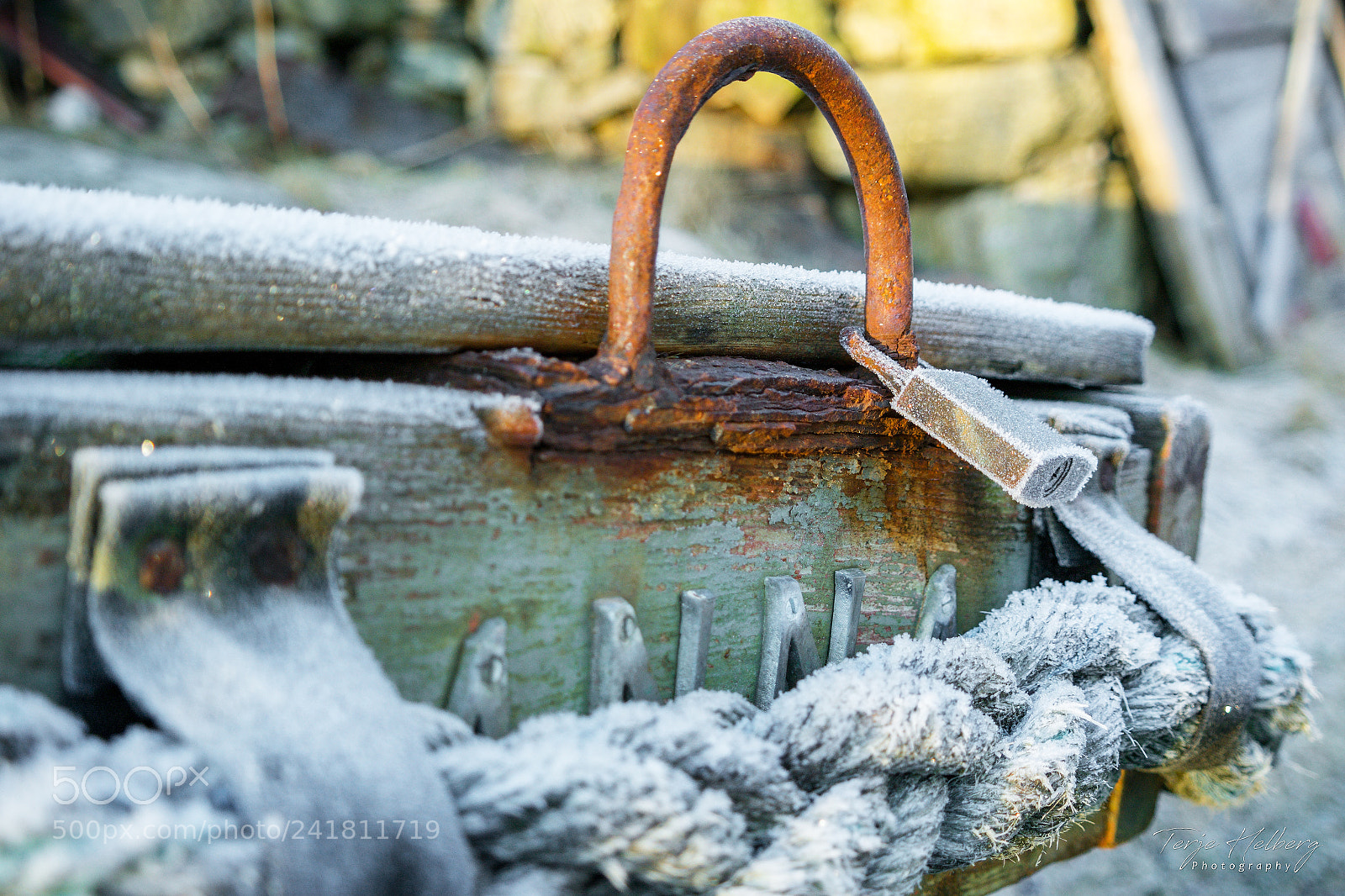 Samsung NX30 sample photo. "frosted padlock" photography