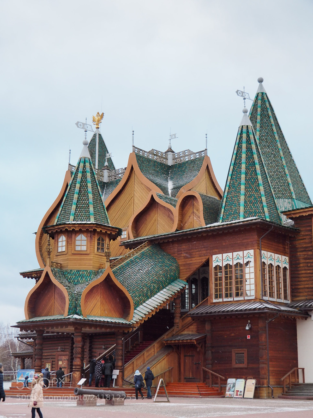 Olympus OM-D E-M10 sample photo. Russian style photography