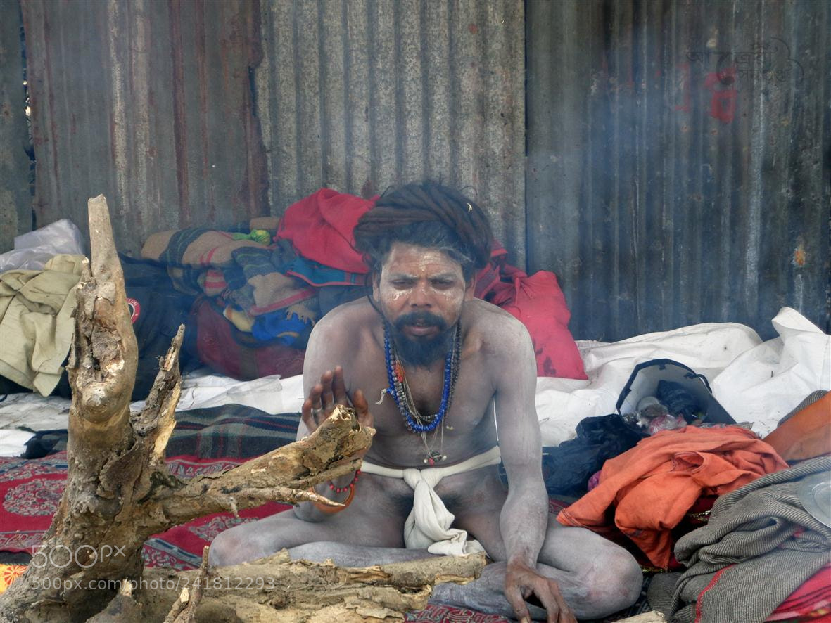 Sony Cyber-shot DSC-W830 sample photo. Naga sanyasi at babughat photography