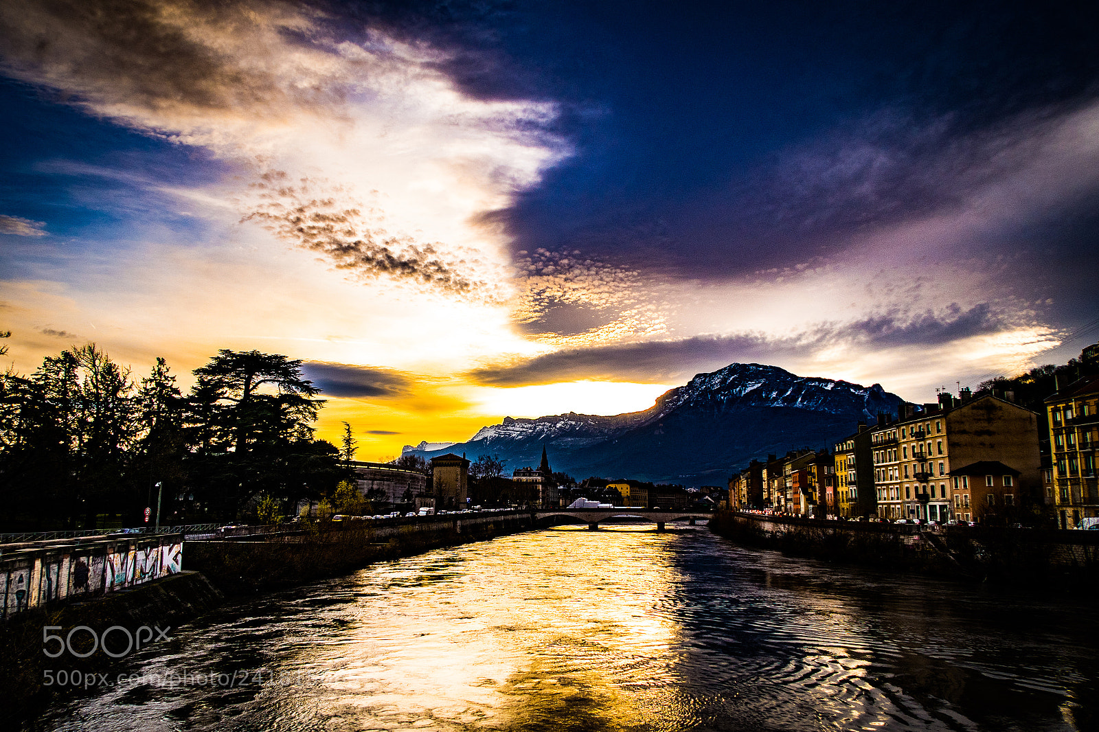 Canon PowerShot G7 X Mark II sample photo. Grenoble's sunset photography
