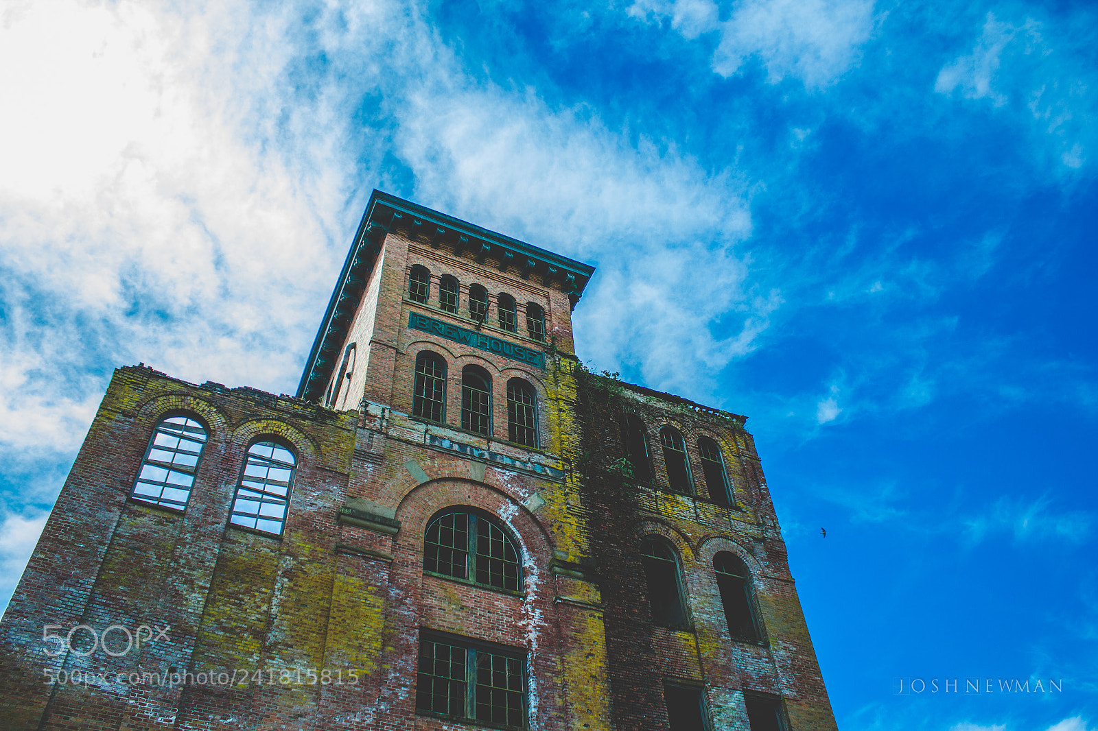 Canon EOS 550D (EOS Rebel T2i / EOS Kiss X4) sample photo. Olympia brewery photography