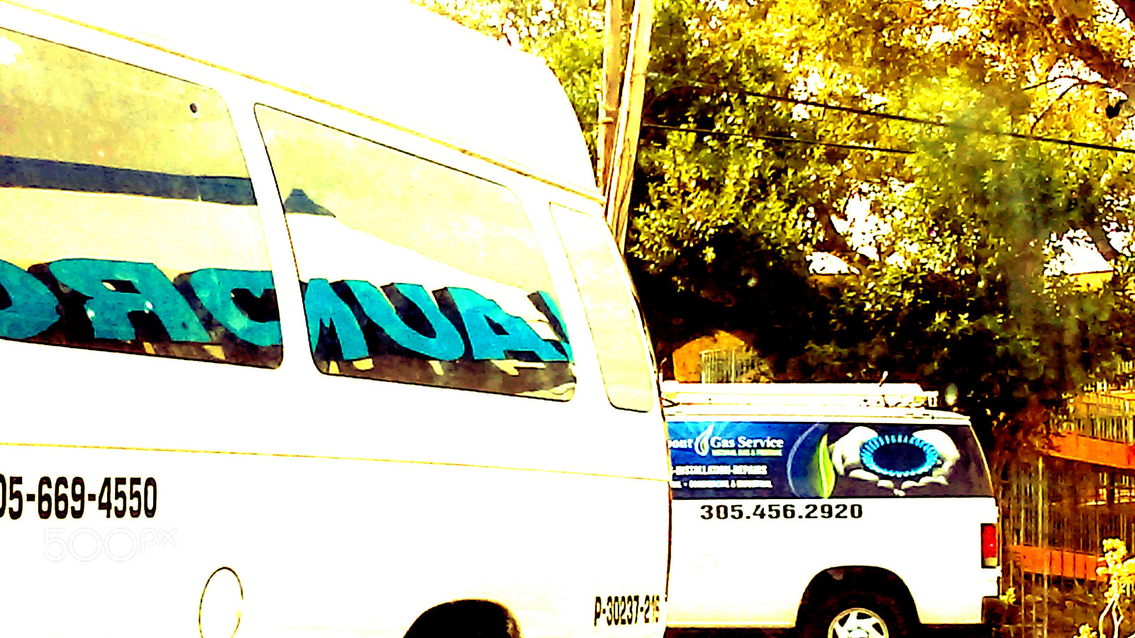 HTC DESRIE D530 sample photo. Laundro lot photography