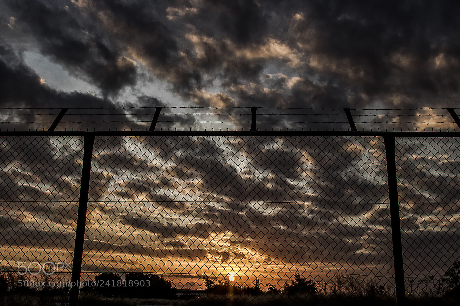 Canon EOS 750D (EOS Rebel T6i / EOS Kiss X8i) sample photo. Sunset photography