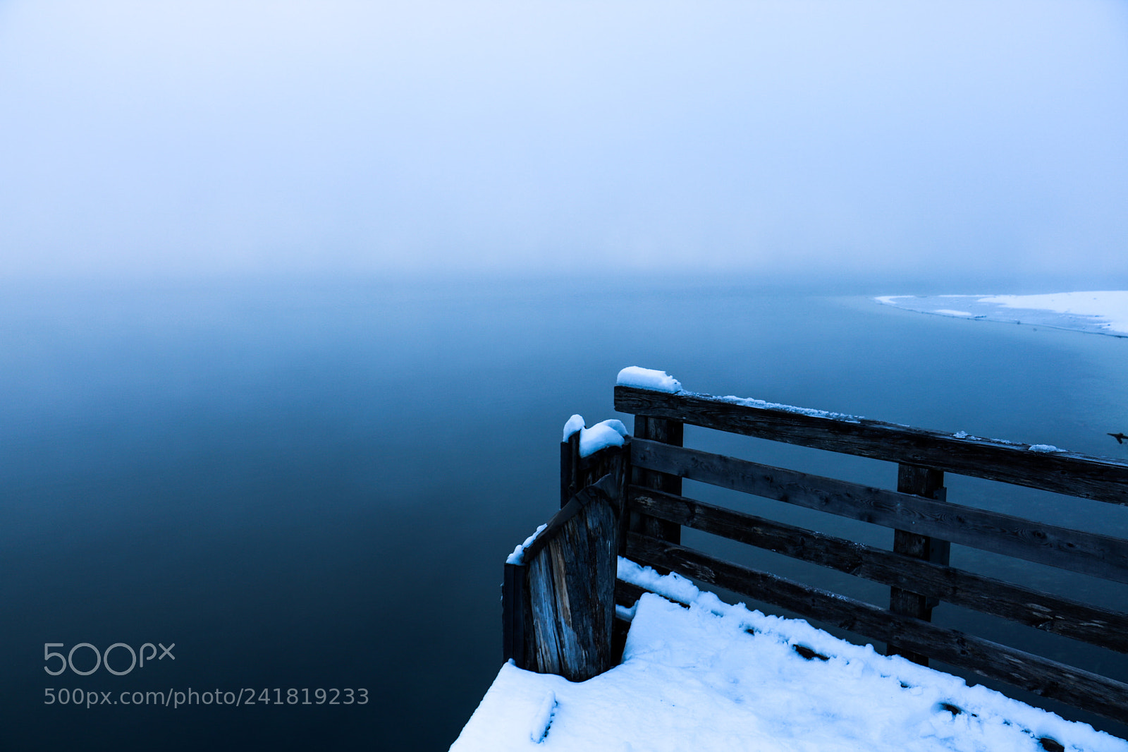 Canon EOS 750D (EOS Rebel T6i / EOS Kiss X8i) sample photo. A blue lake. photography