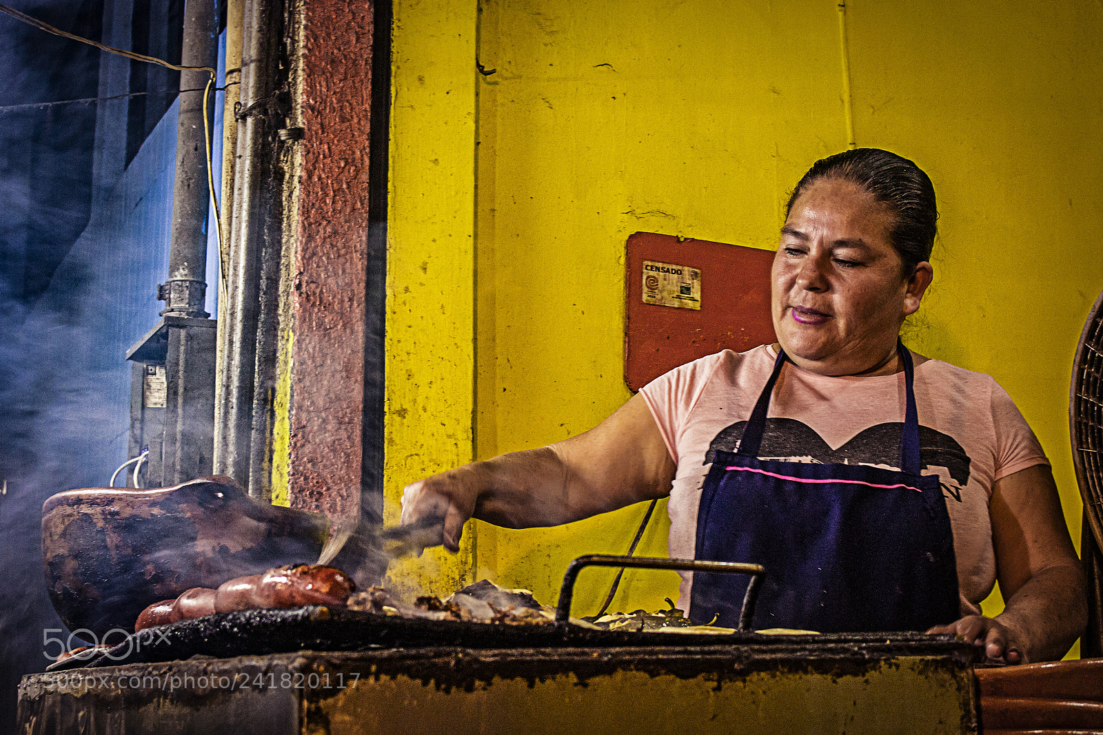 Canon EOS 700D (EOS Rebel T5i / EOS Kiss X7i) sample photo. Mexican cook photography