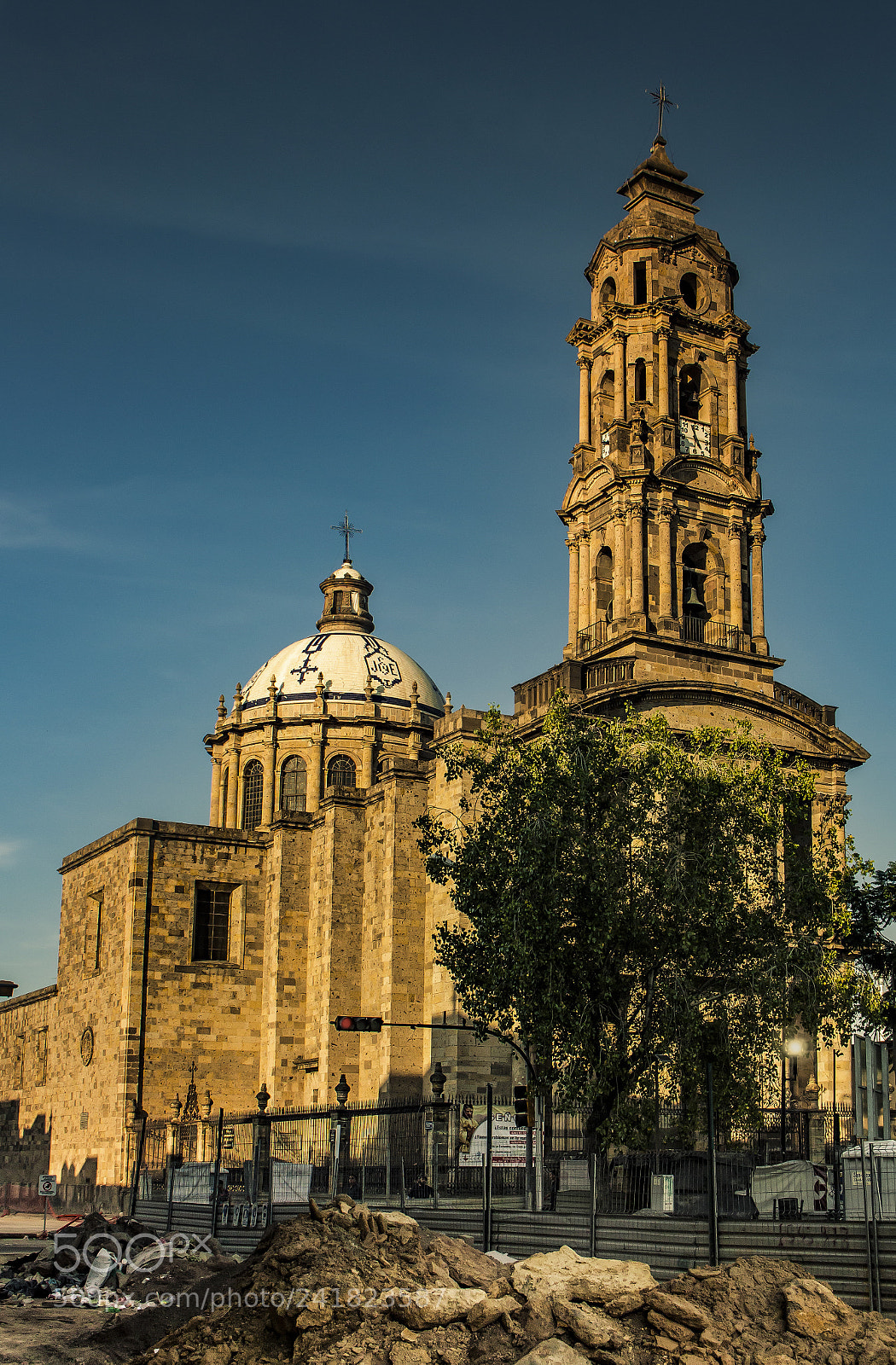Canon EOS 700D (EOS Rebel T5i / EOS Kiss X7i) sample photo. Santurio de la guadalupe photography