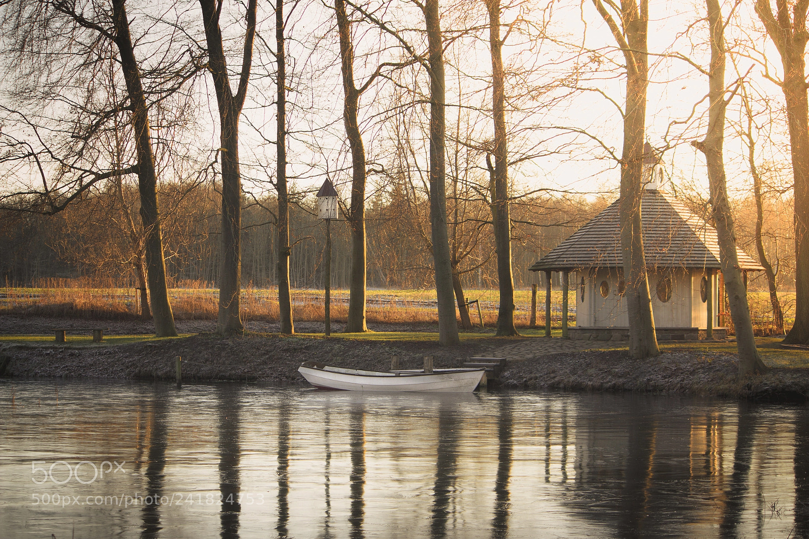 Canon EOS 1200D (EOS Rebel T5 / EOS Kiss X70 / EOS Hi) sample photo. Romantic gardens at sanderumgaard photography