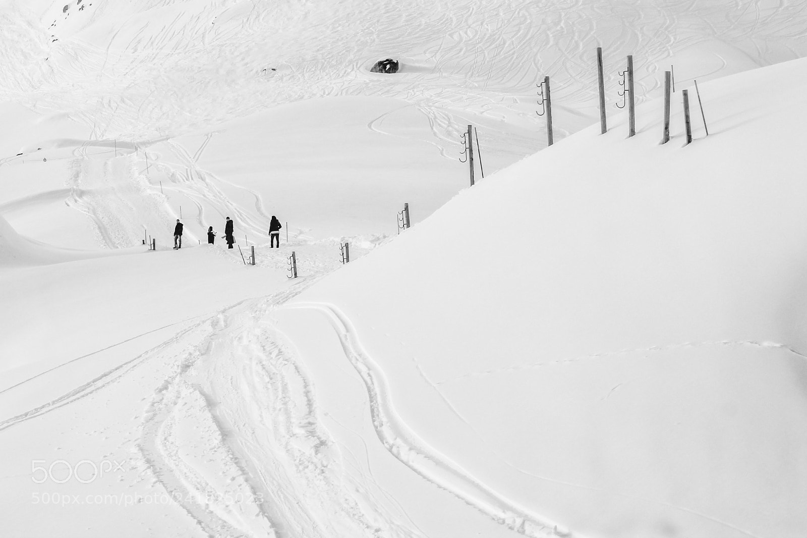 Canon EOS 1100D (EOS Rebel T3 / EOS Kiss X50) sample photo. Courmayeur. punta helbronner monte photography