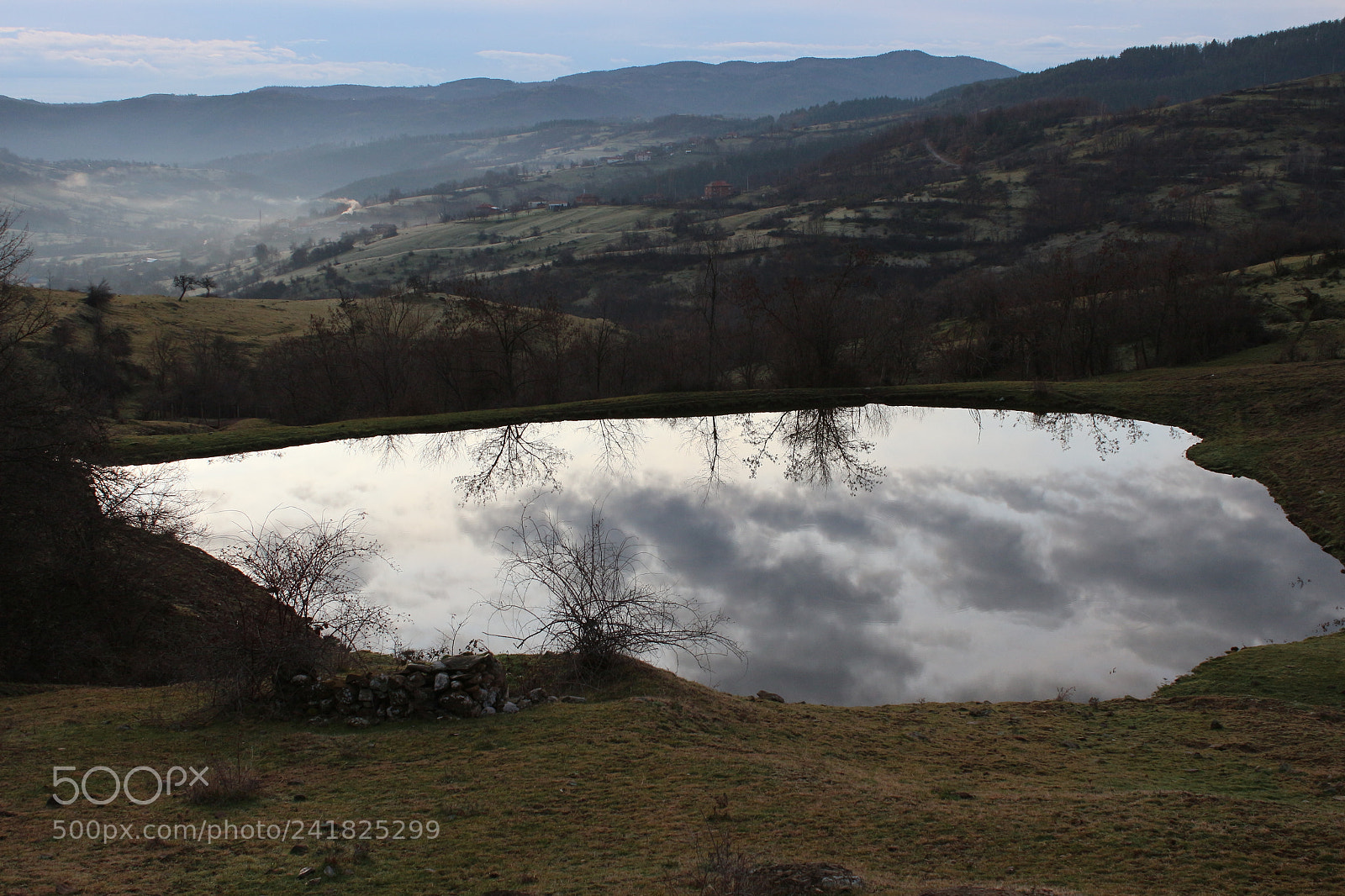 Canon EF-S 18-55mm F3.5-5.6 III sample photo. Over the lake photography