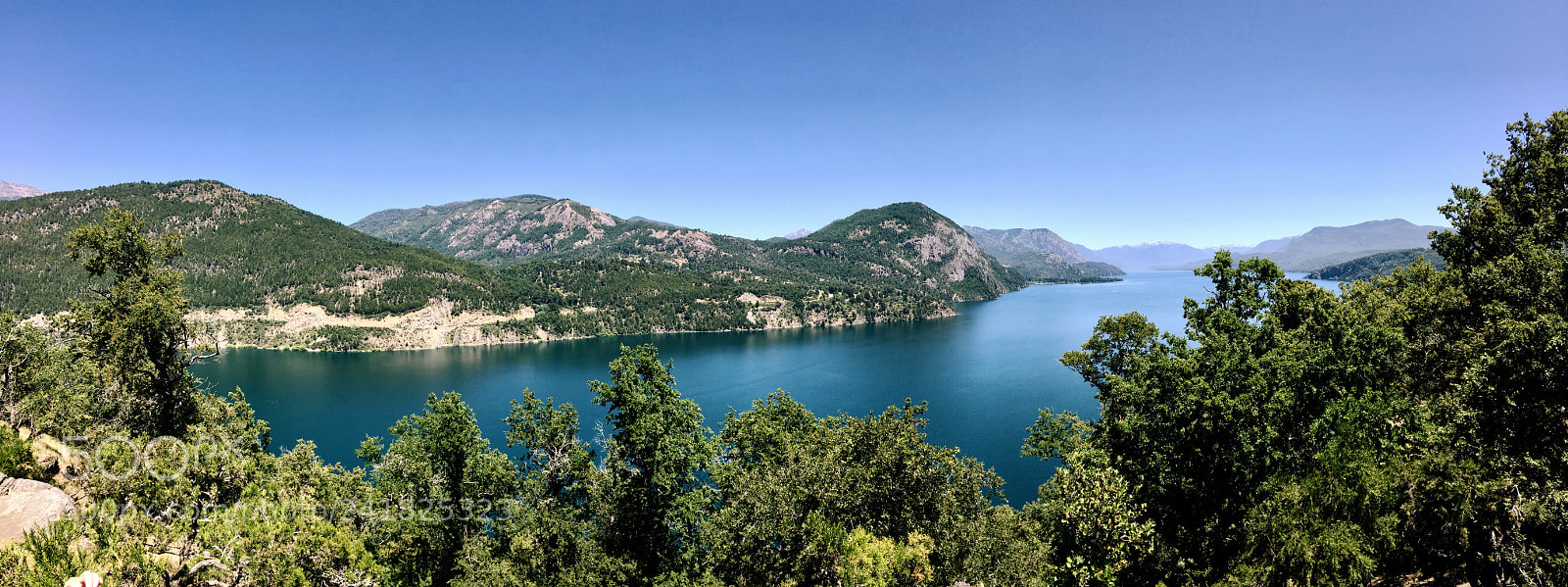 Apple iPhone SE sample photo. Lacar lake photography