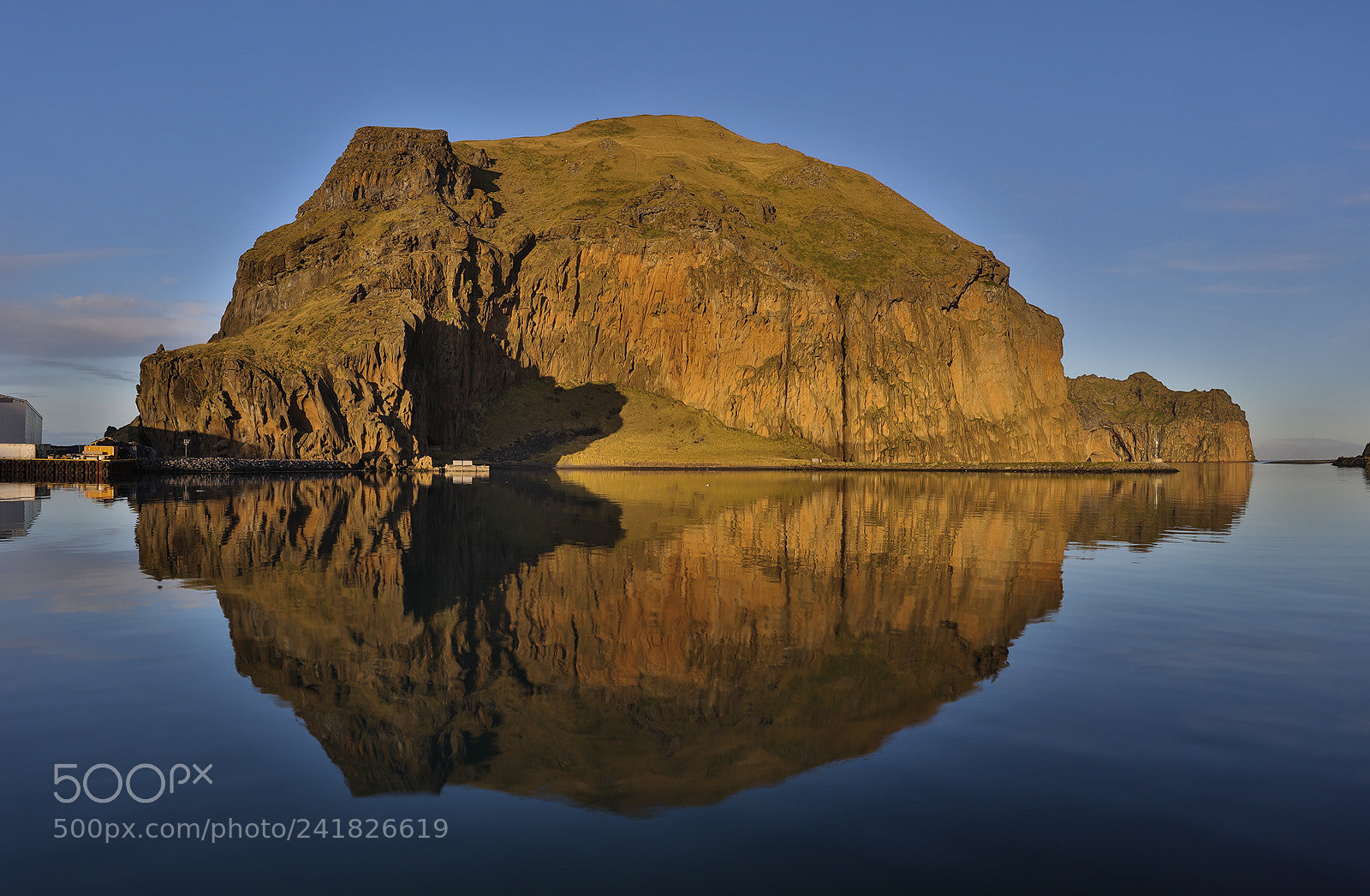 Canon EOS 5DS sample photo. Heimaklettur photography