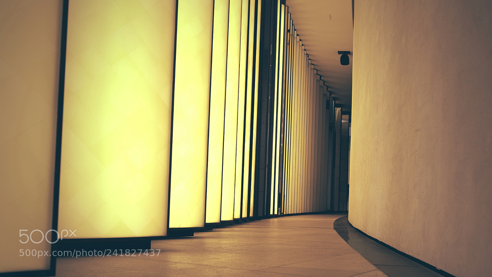 Fujifilm X-M1 sample photo. Corridor photography