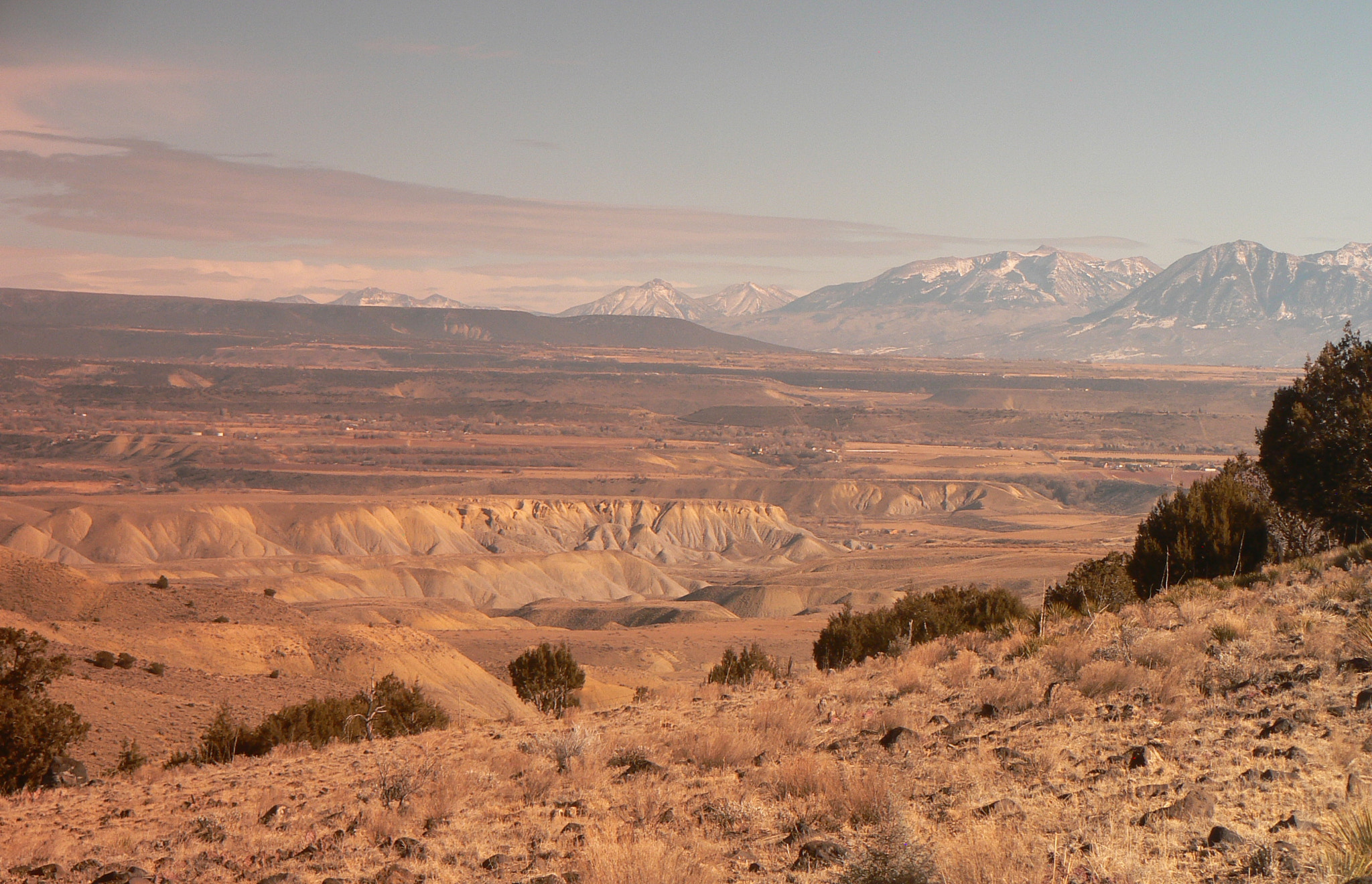 Panasonic DMC-FZ7 sample photo. Mesa mountains photography