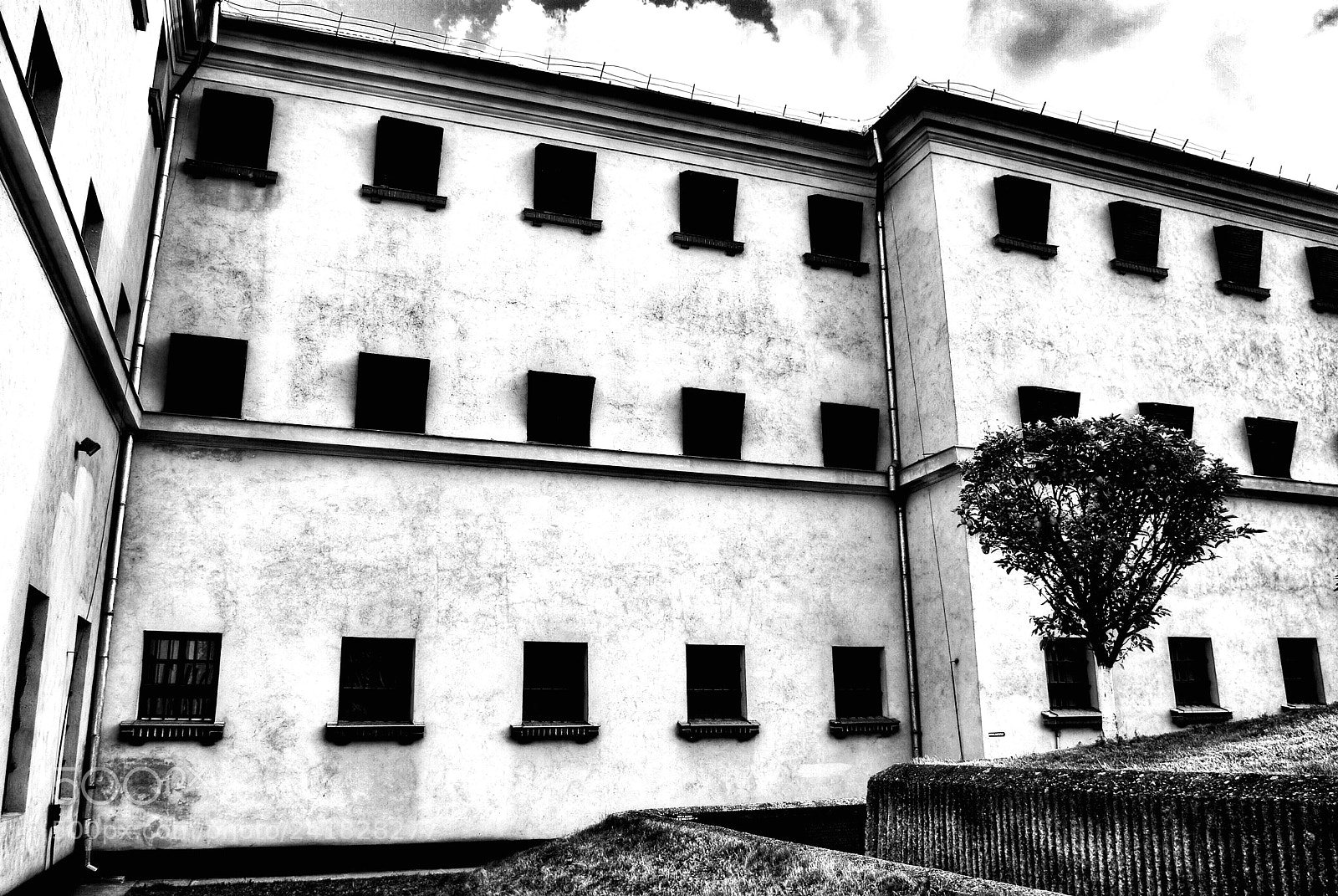 Pentax K200D sample photo. Black prison photography