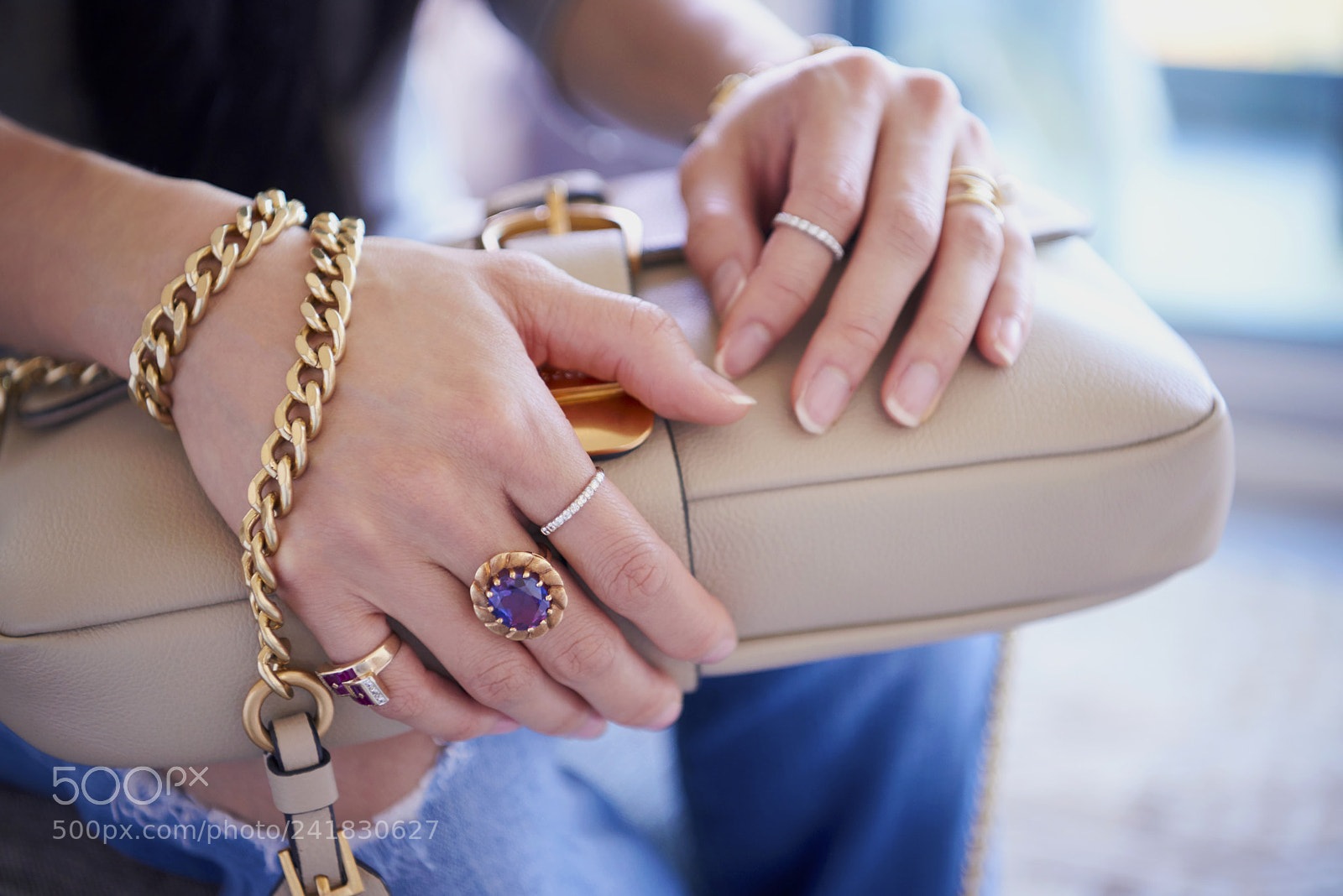 Nikon D810 sample photo. Woman holding clutch bag photography
