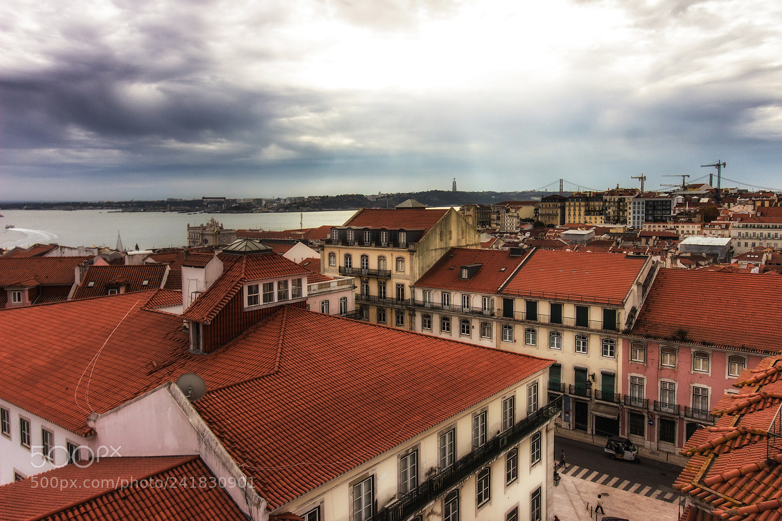 Canon EOS 600D (Rebel EOS T3i / EOS Kiss X5) sample photo. Lisboa vista do miradouro photography