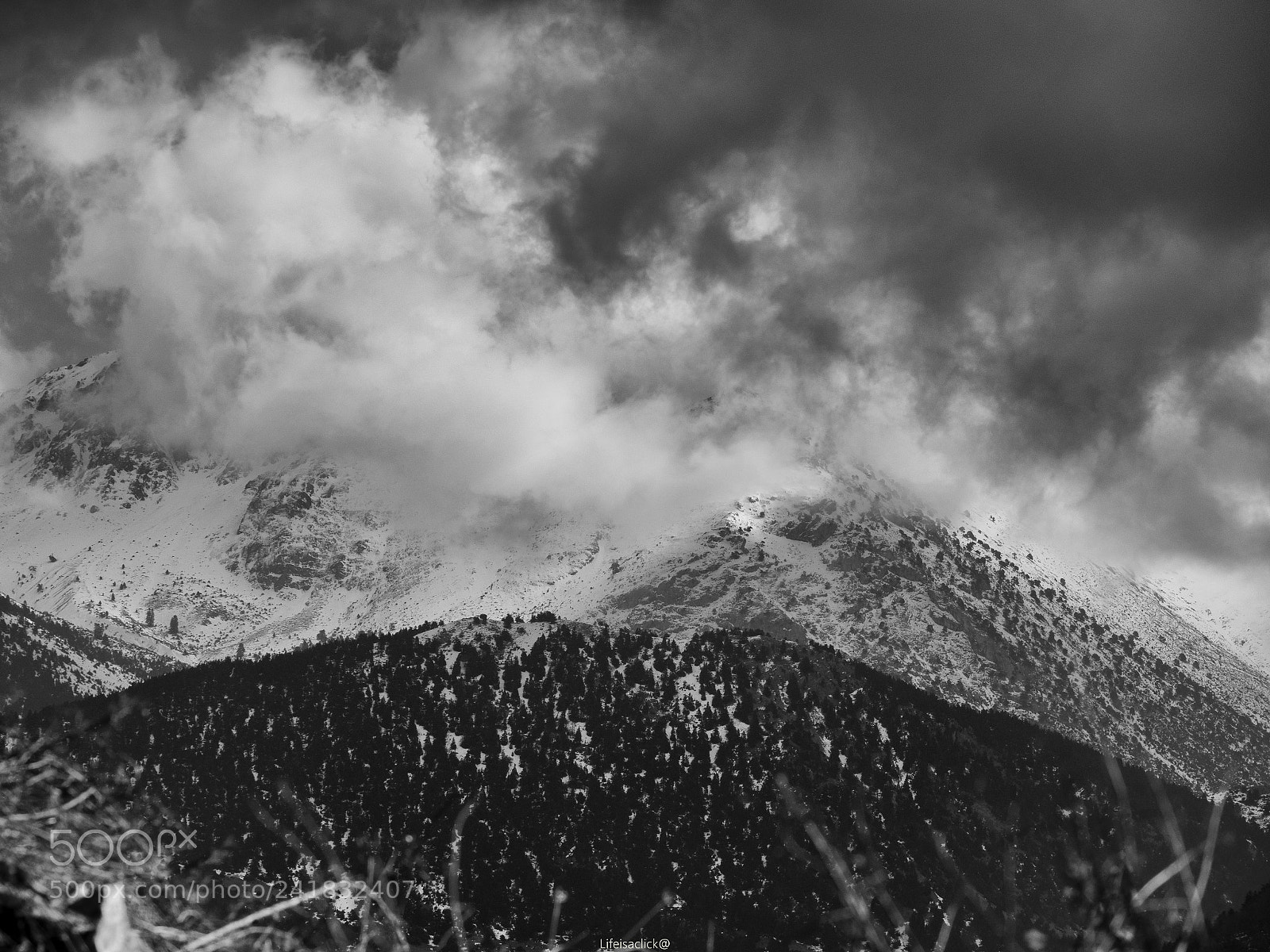 Olympus OM-D E-M1 sample photo. Sky is the limit...... photography