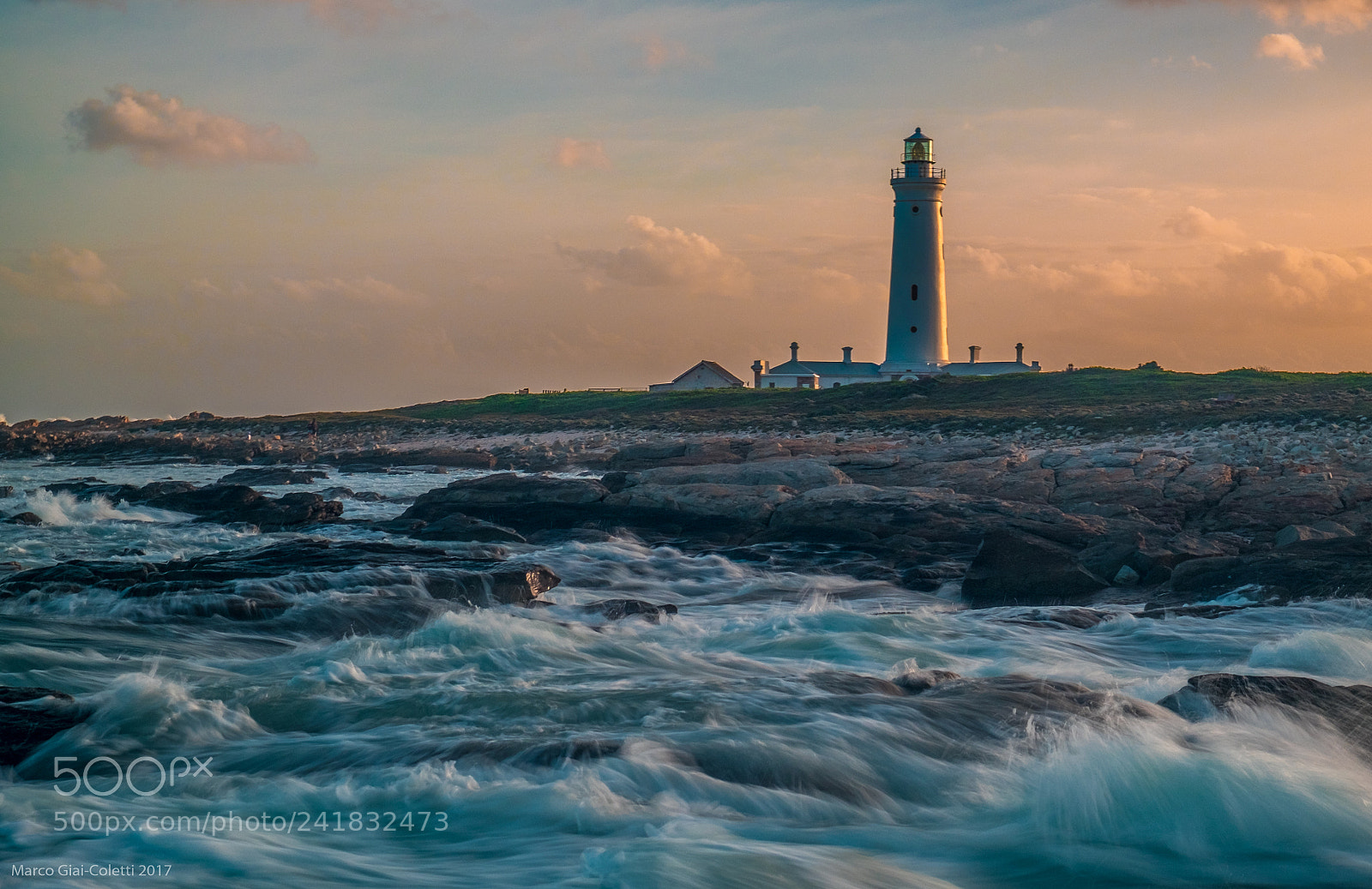 Fujifilm X-T10 sample photo. Seal point lighthouse photography