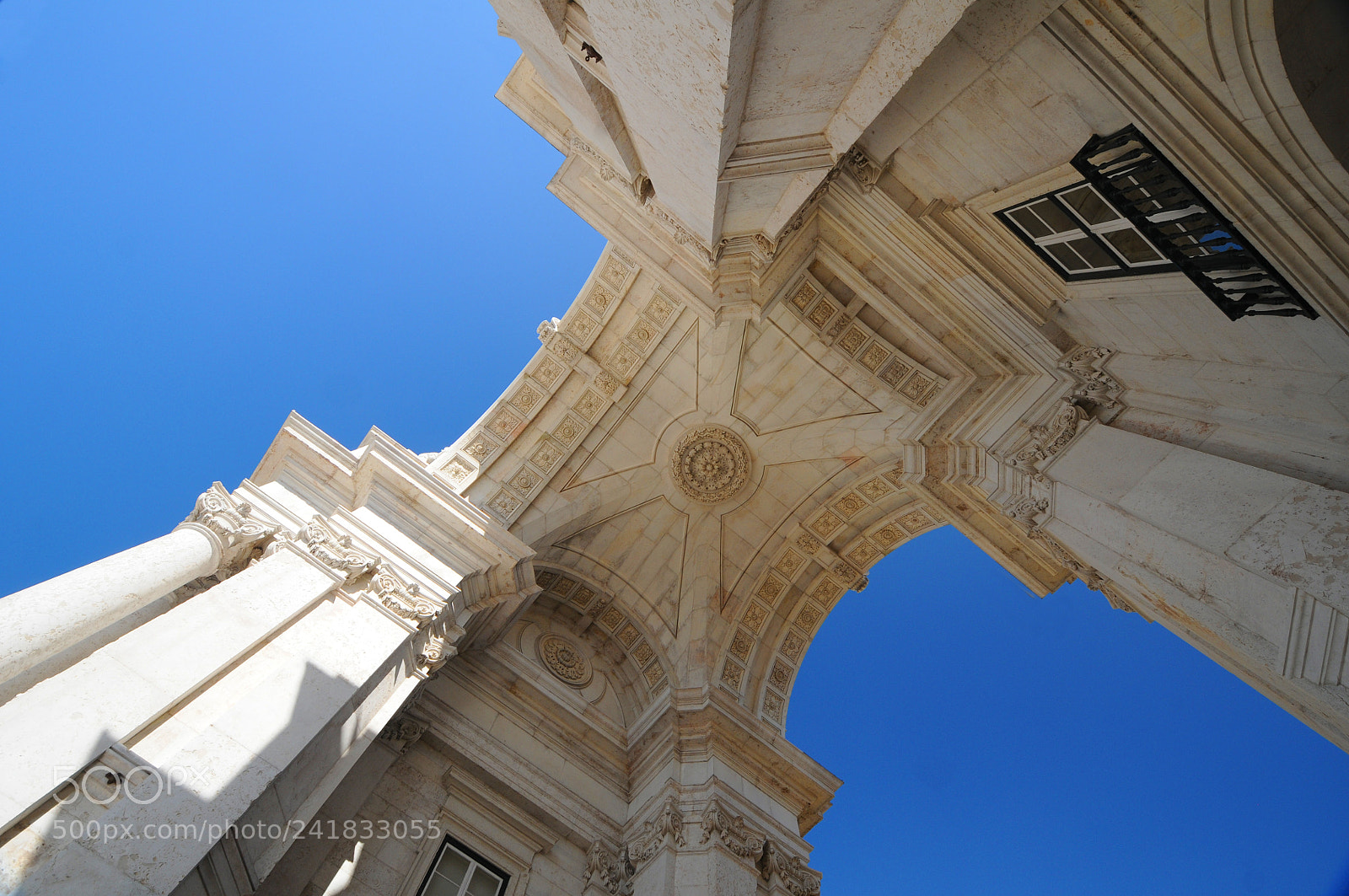 Nikon D300 sample photo. Column photography