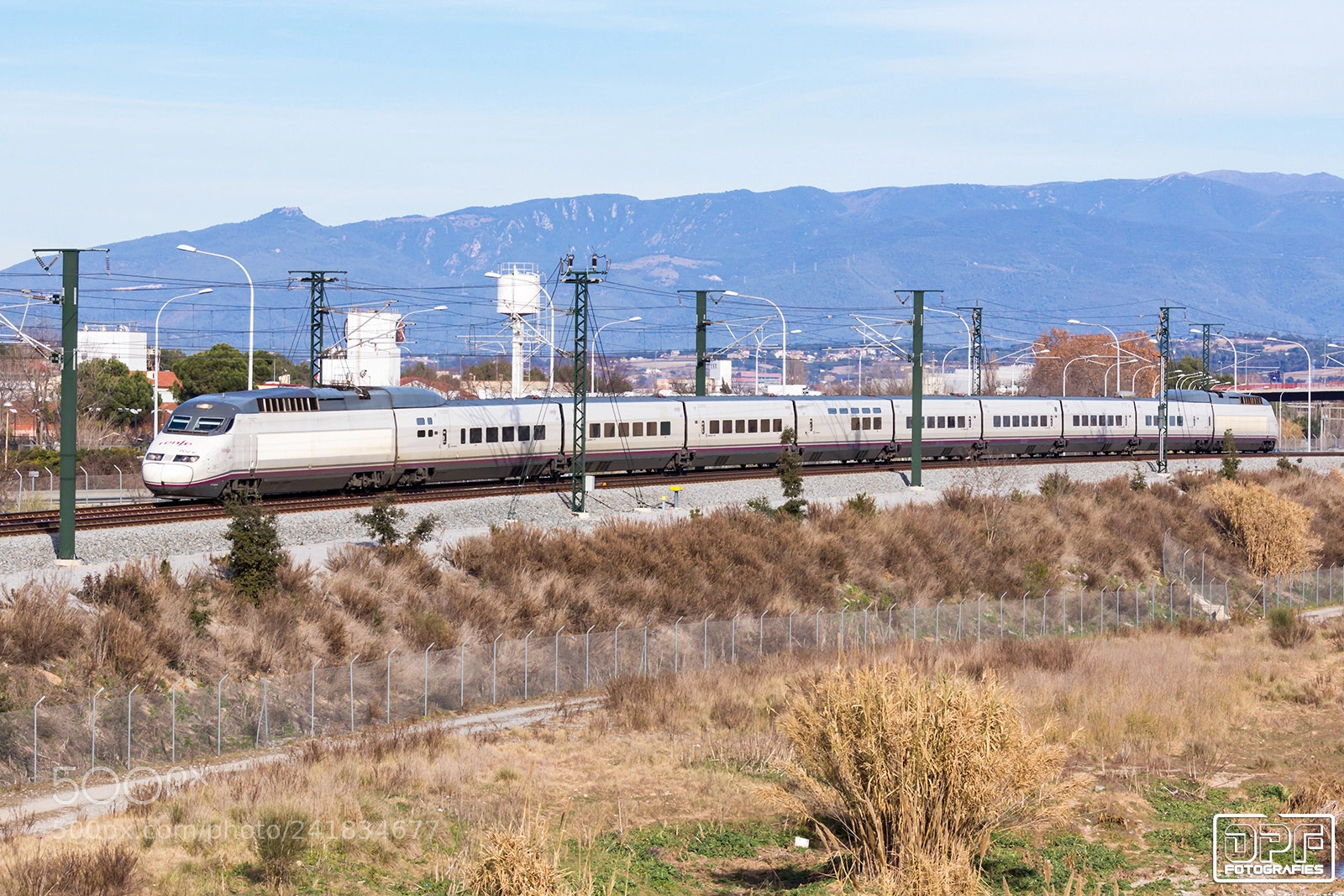 Canon EOS 60D sample photo. Ave renfe photography