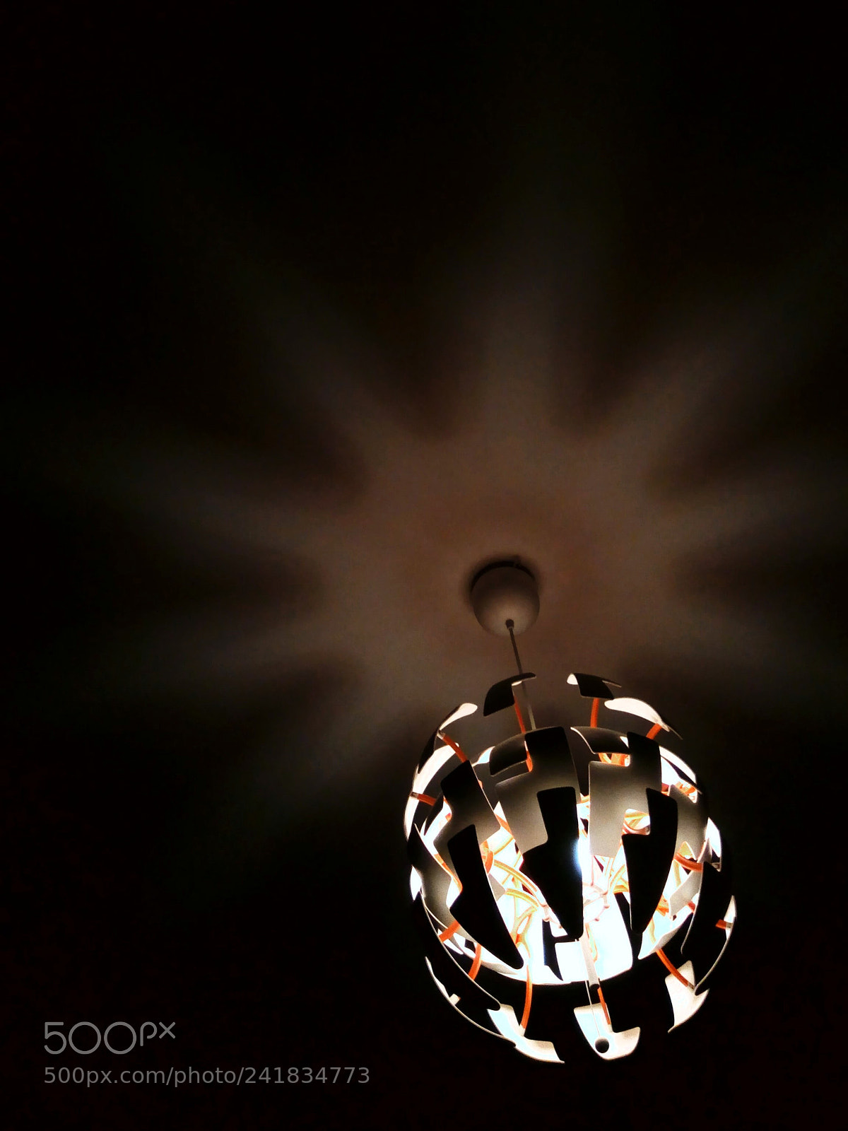 ASUS ZenFone 3 Max (ZC520TL) sample photo. Shadows on ceiling photography