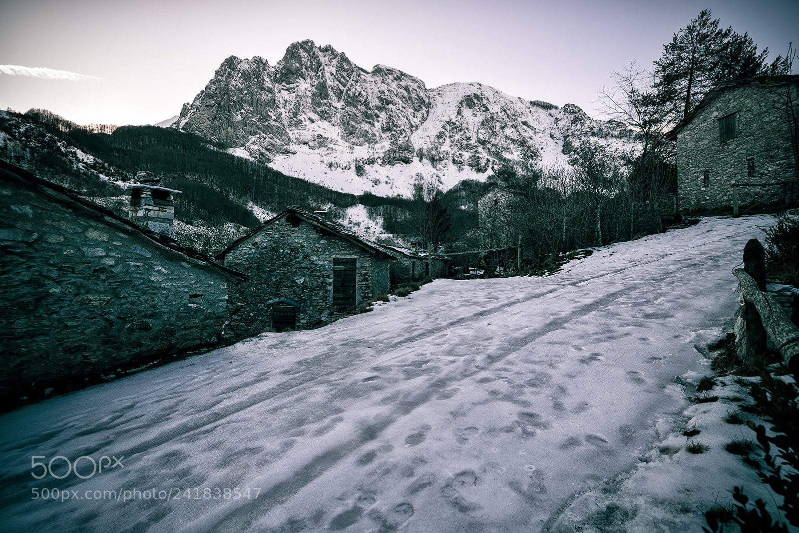 Nikon D7200 sample photo. Campocatino village photography