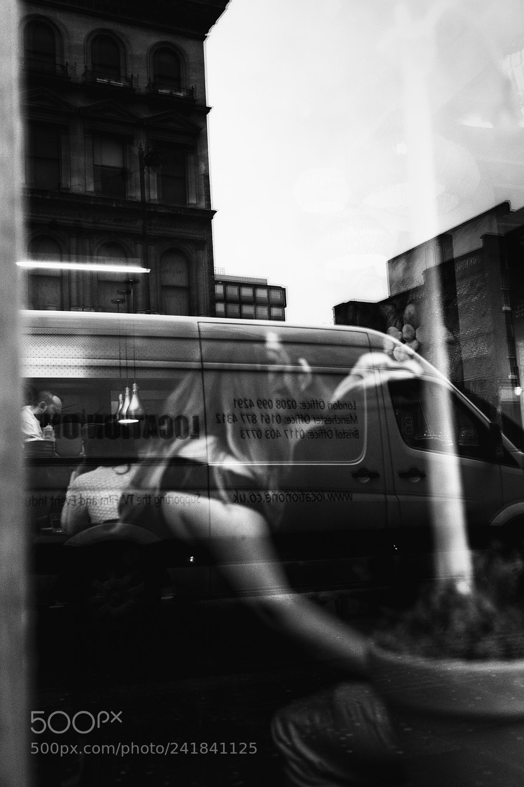 Fujifilm X-T2 sample photo. Reflective embrace photography