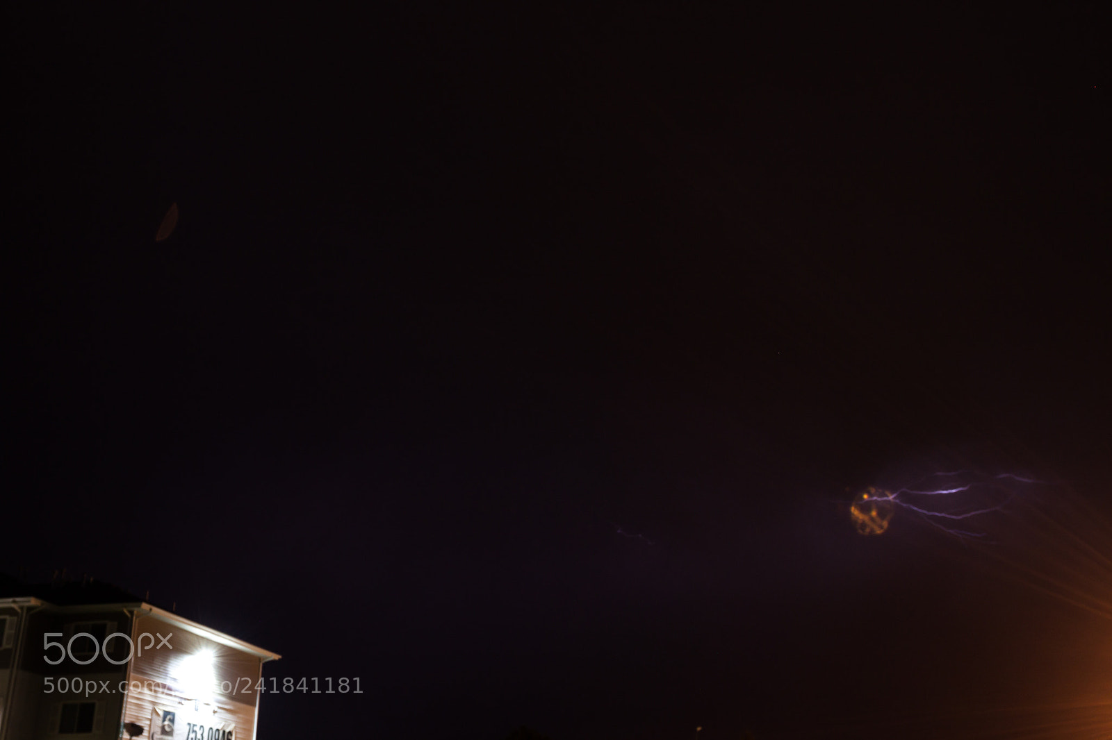 Canon EOS 500D (EOS Rebel T1i / EOS Kiss X3) sample photo. Lightning photography